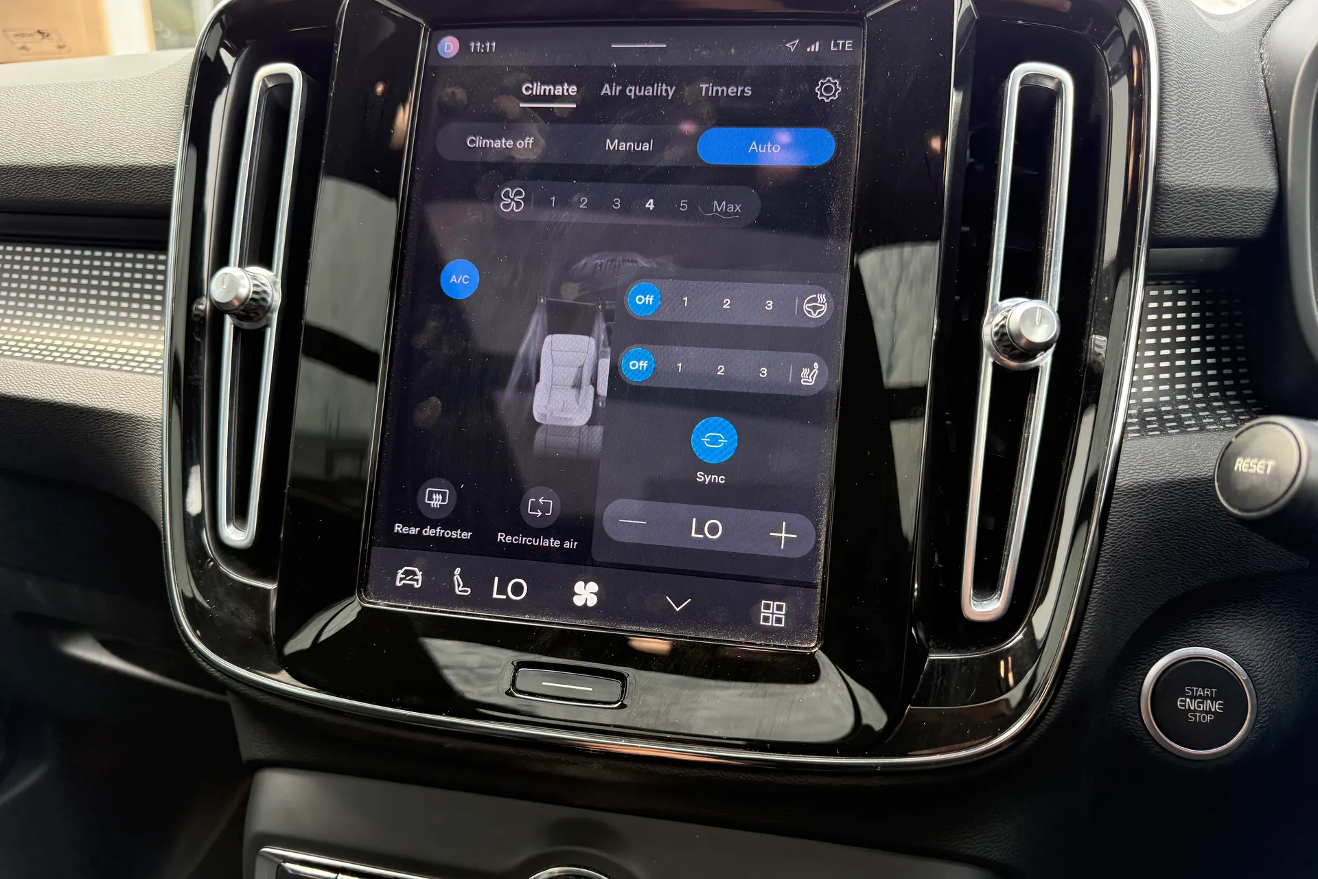 Volvo XC40 thumbnail image number 39