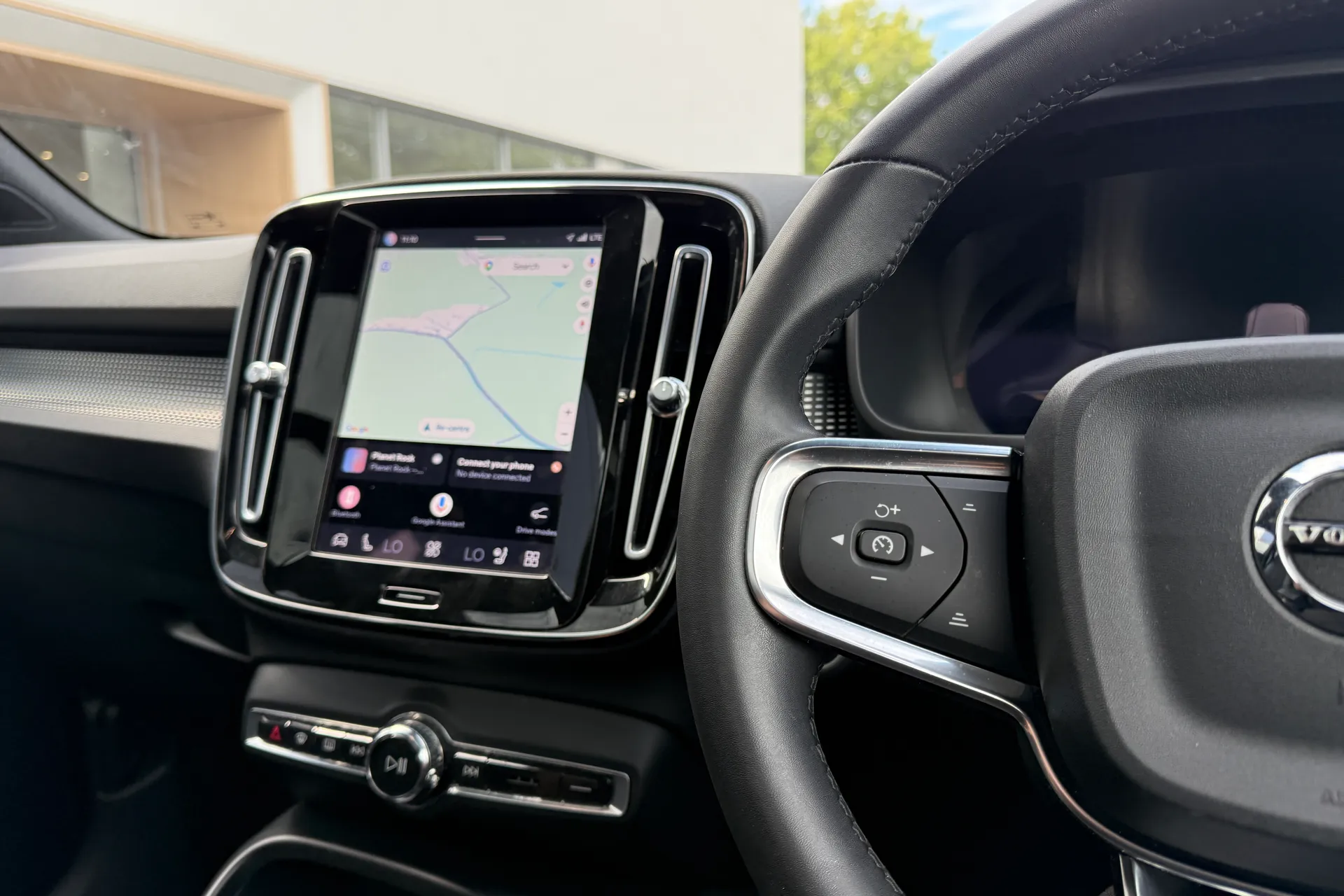 Volvo XC40 thumbnail image number 35