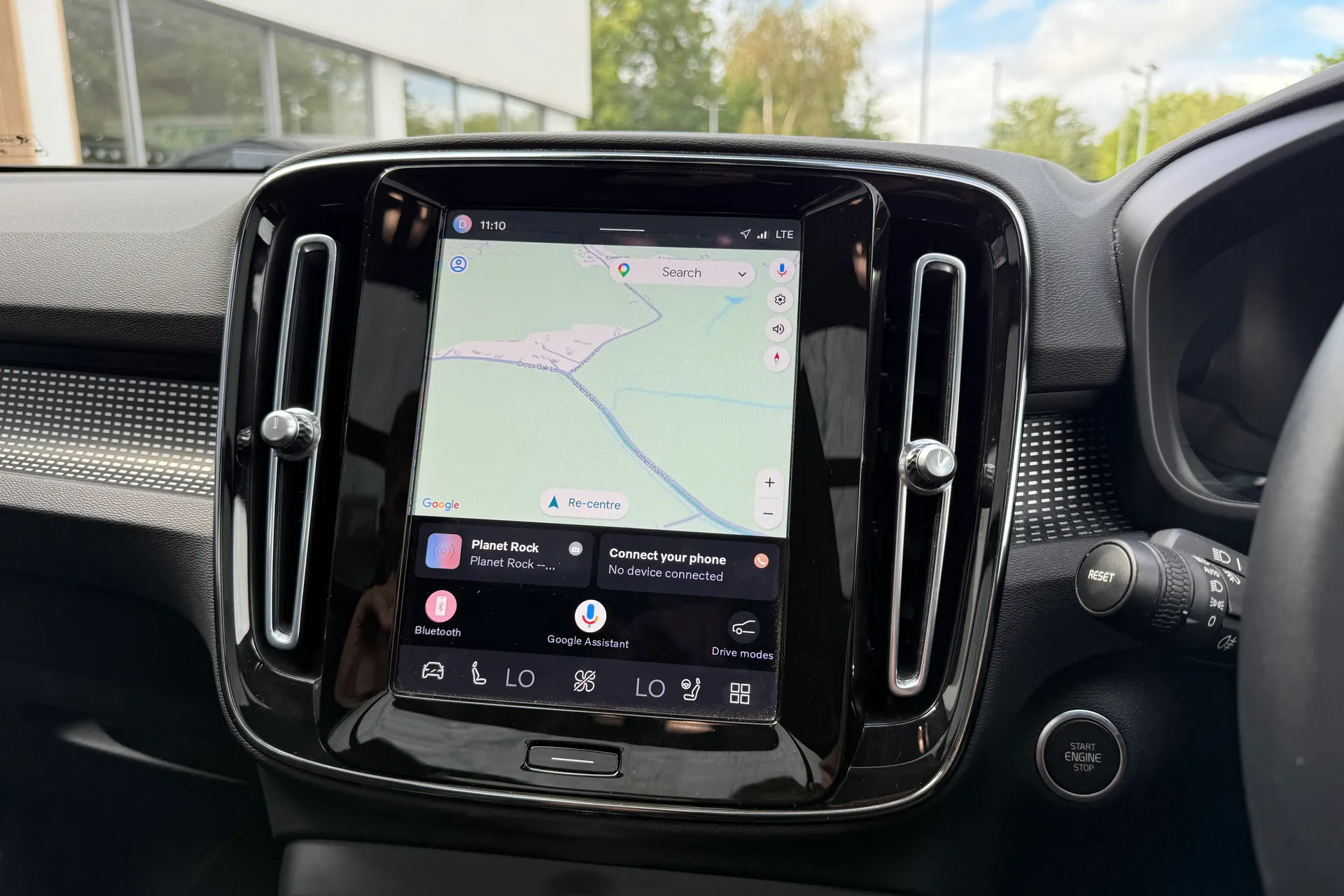 Volvo XC40 thumbnail image number 5
