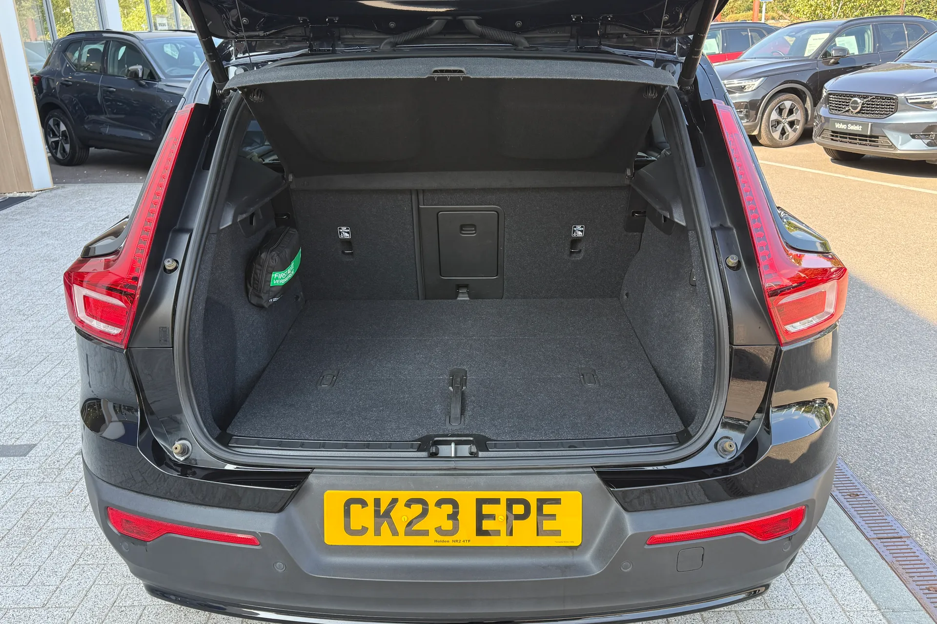 Volvo XC40 thumbnail image number 20