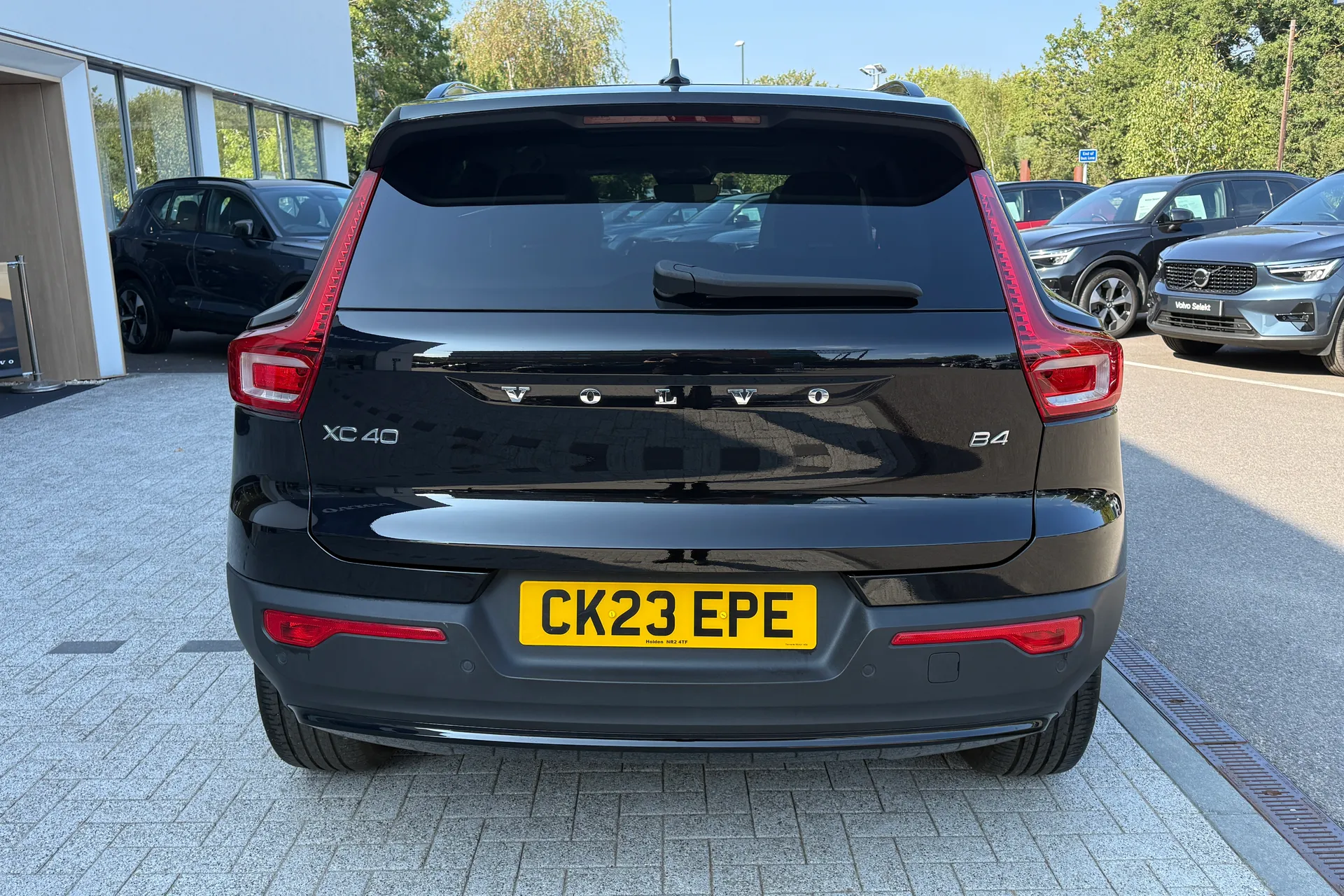 Volvo XC40 thumbnail image number 9