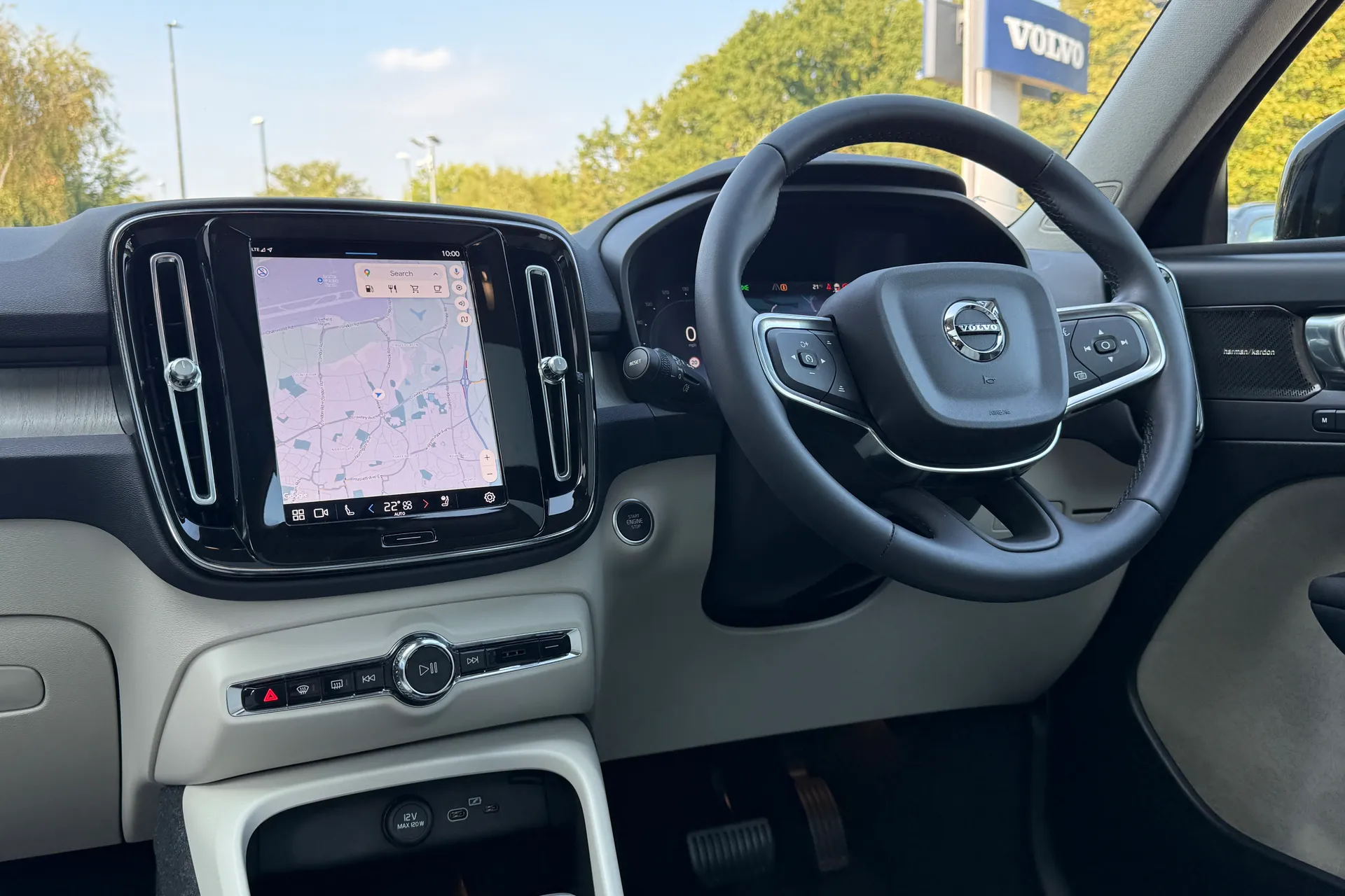Volvo XC40 thumbnail image number 34