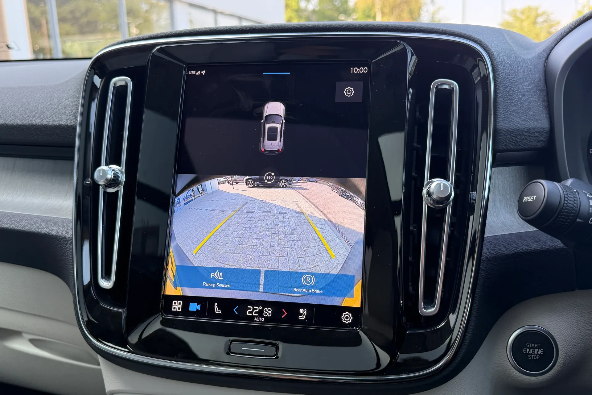 Volvo XC40 thumbnail image number 37