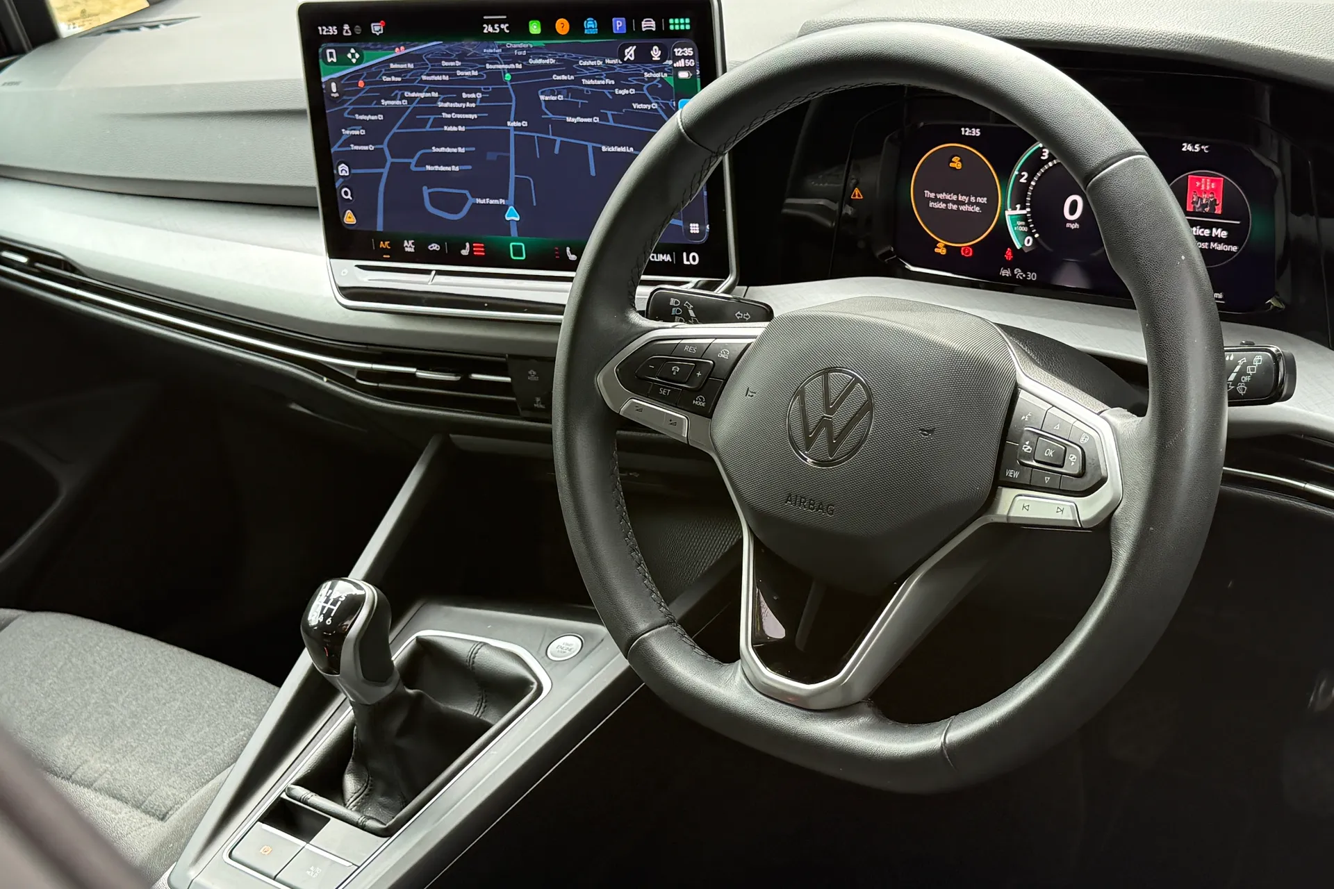 VOLKSWAGEN GOLF thumbnail image number 31