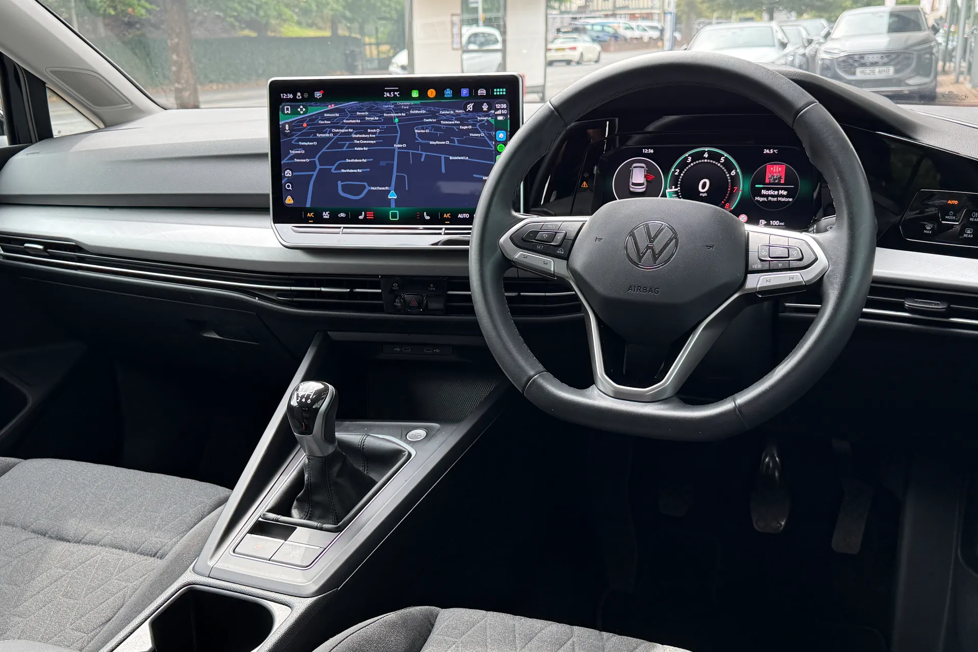 VOLKSWAGEN GOLF thumbnail image number 35