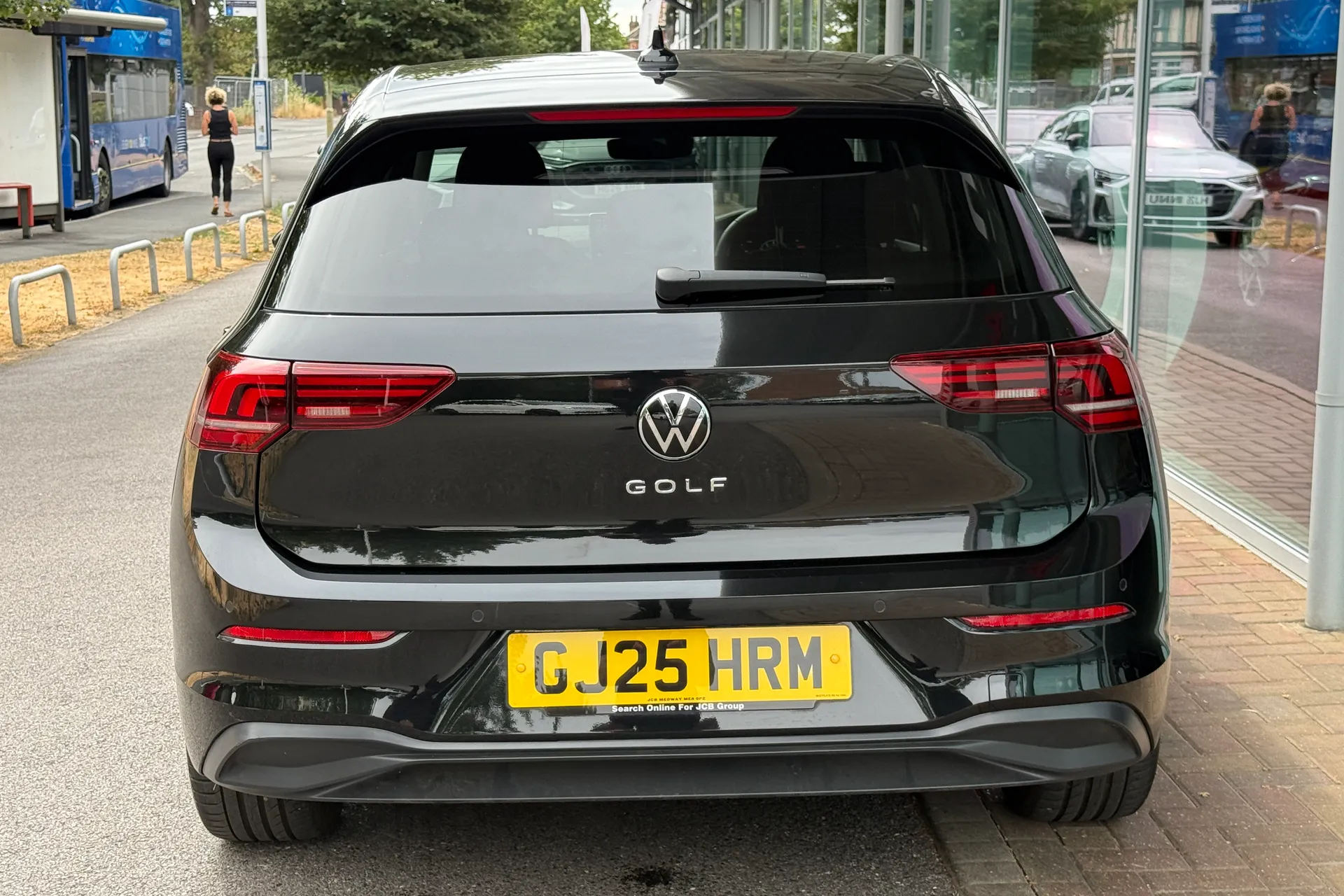 VOLKSWAGEN GOLF thumbnail image number 44