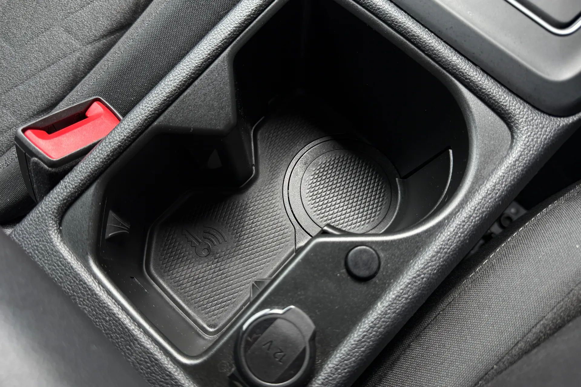 VOLKSWAGEN GOLF thumbnail image number 20