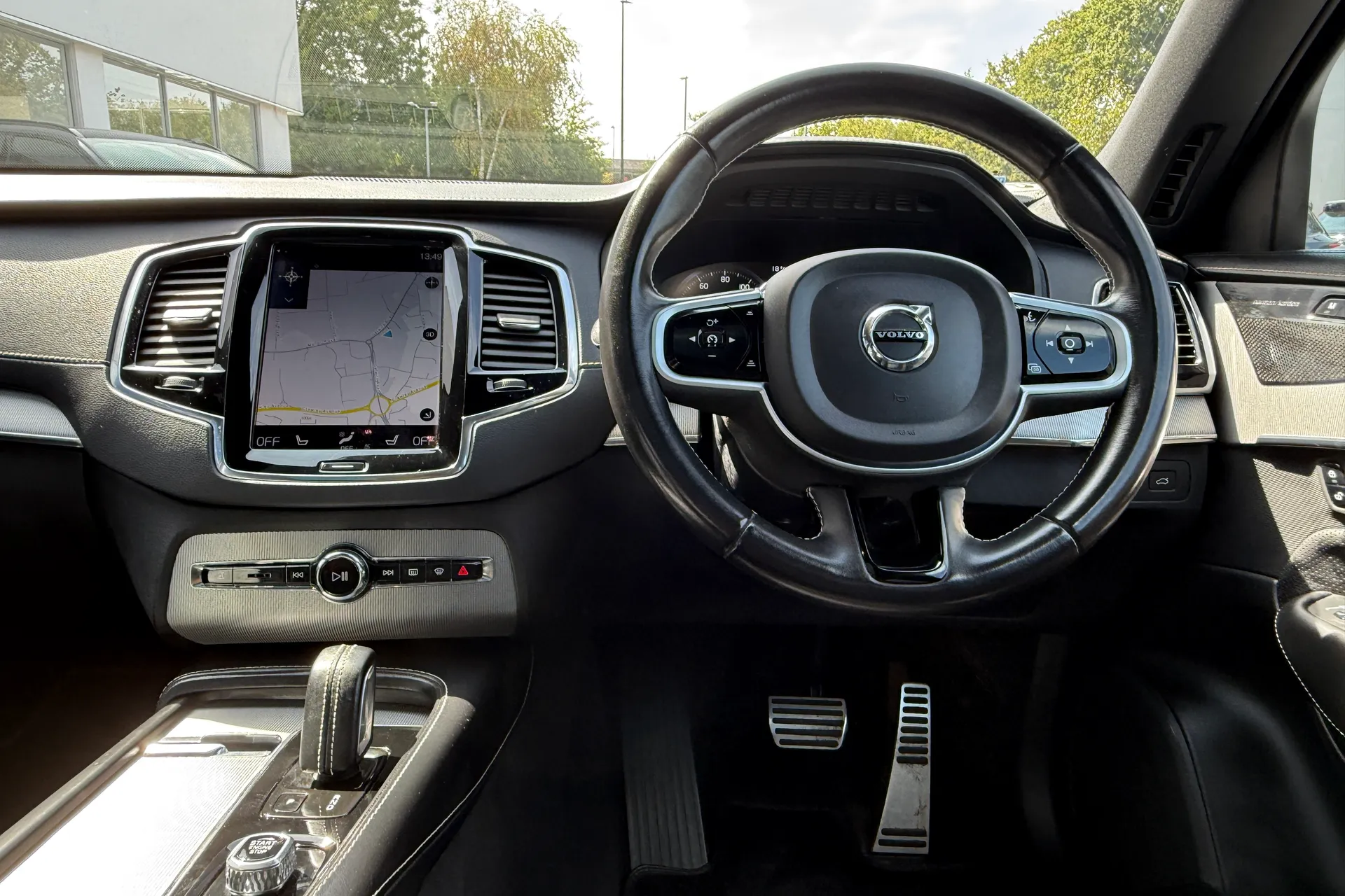Volvo XC90 thumbnail image number 38