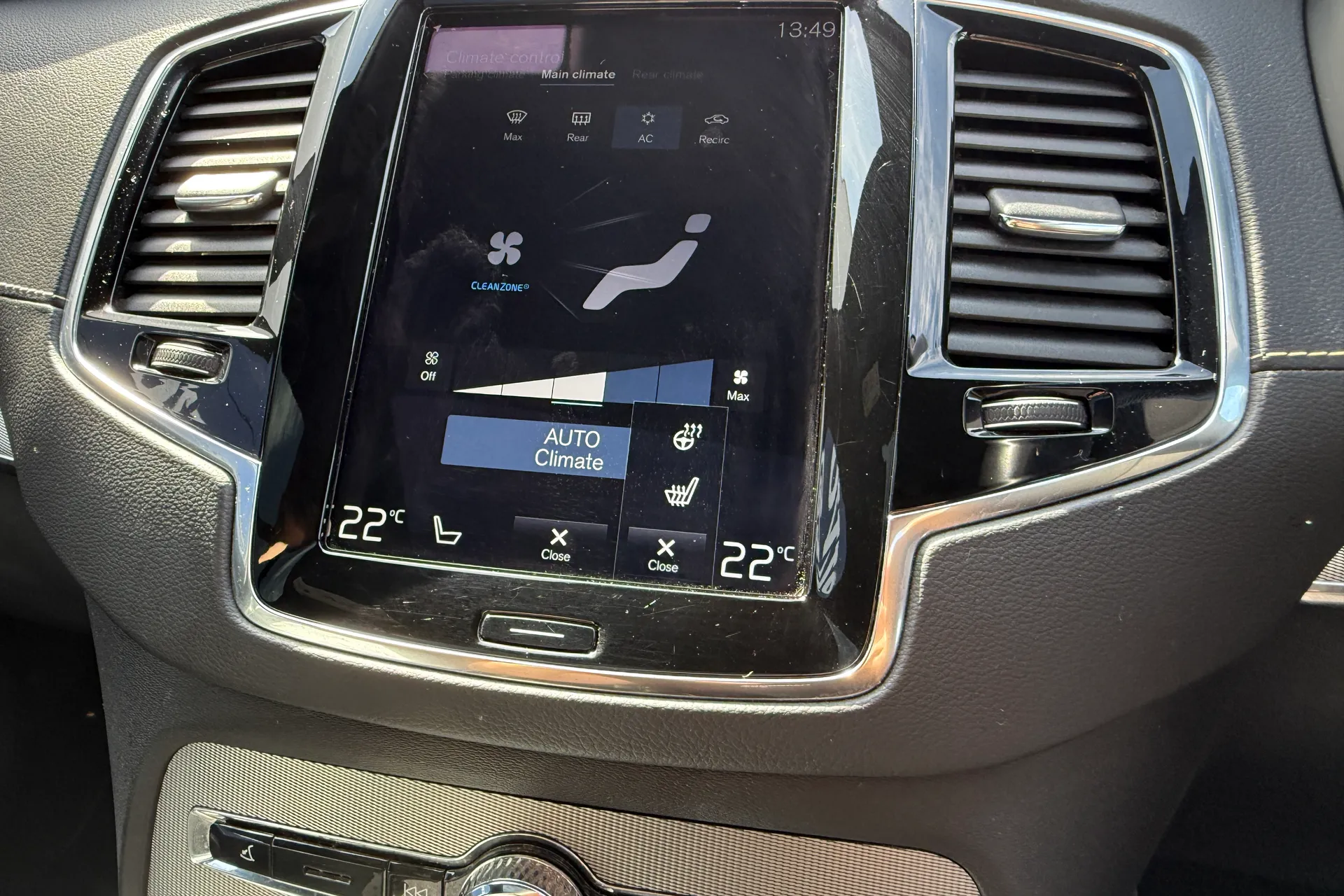 Volvo XC90 thumbnail image number 43