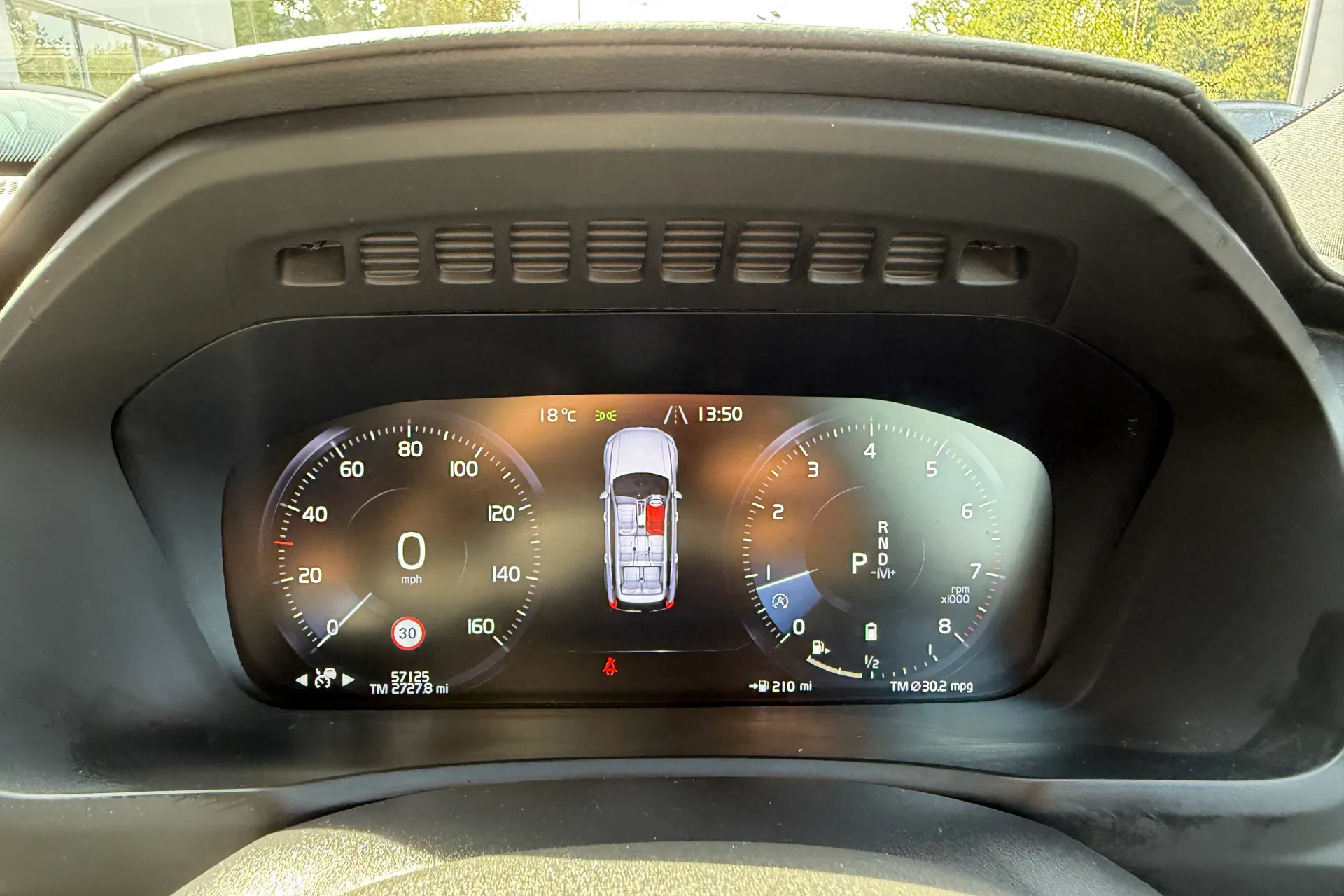 Volvo XC90 thumbnail image number 48