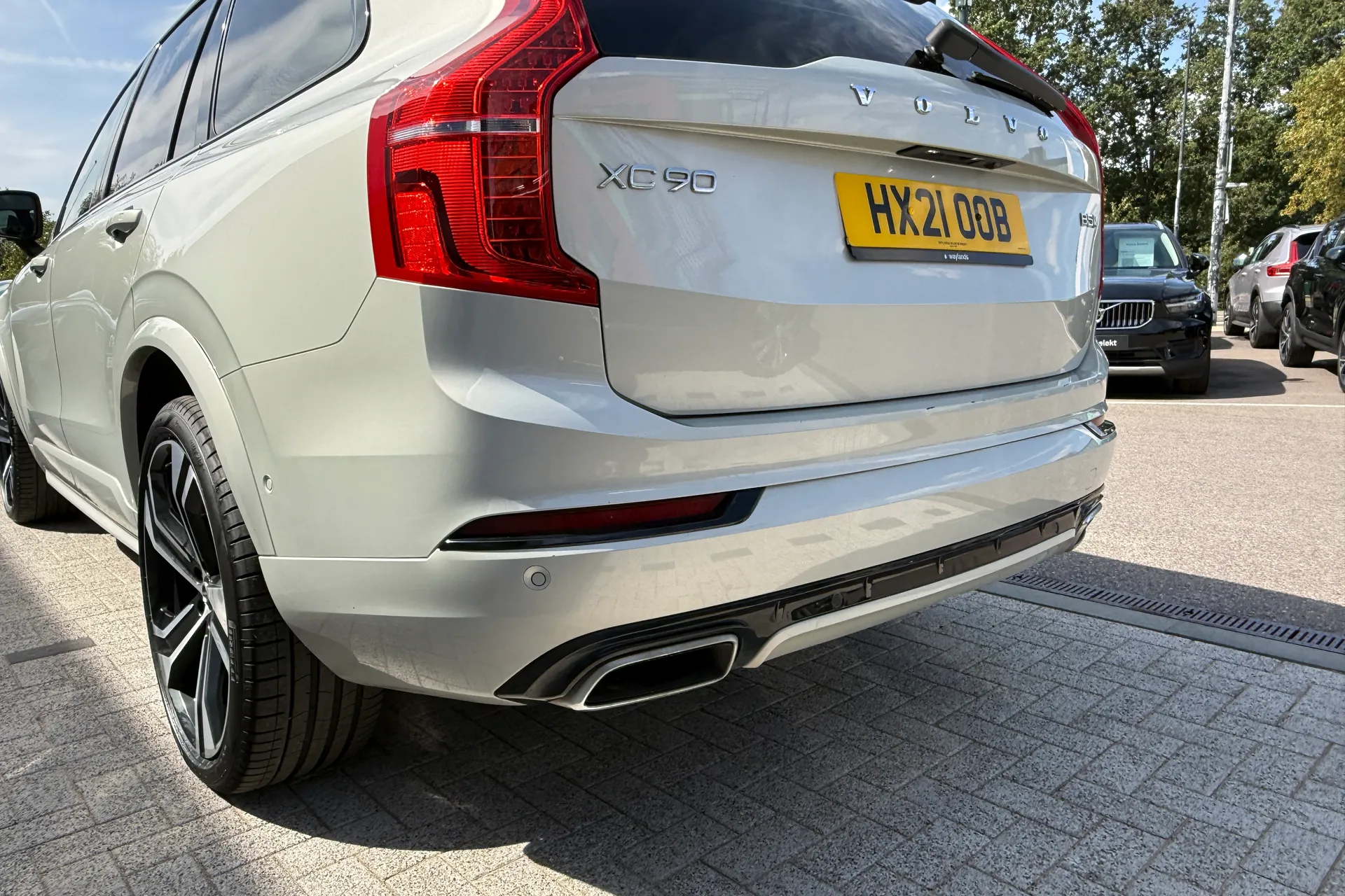 Volvo XC90 thumbnail image number 23