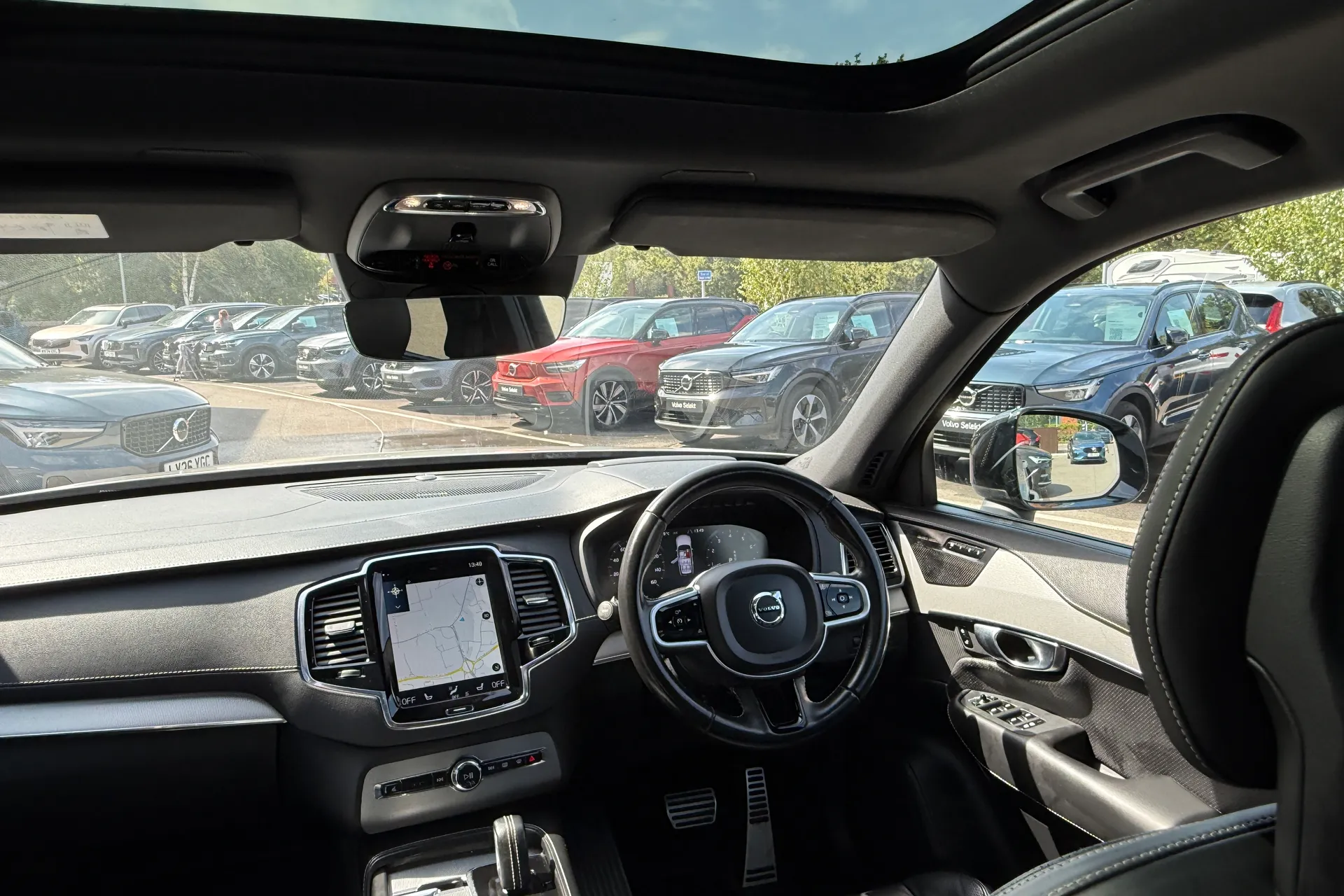 Volvo XC90 thumbnail image number 37