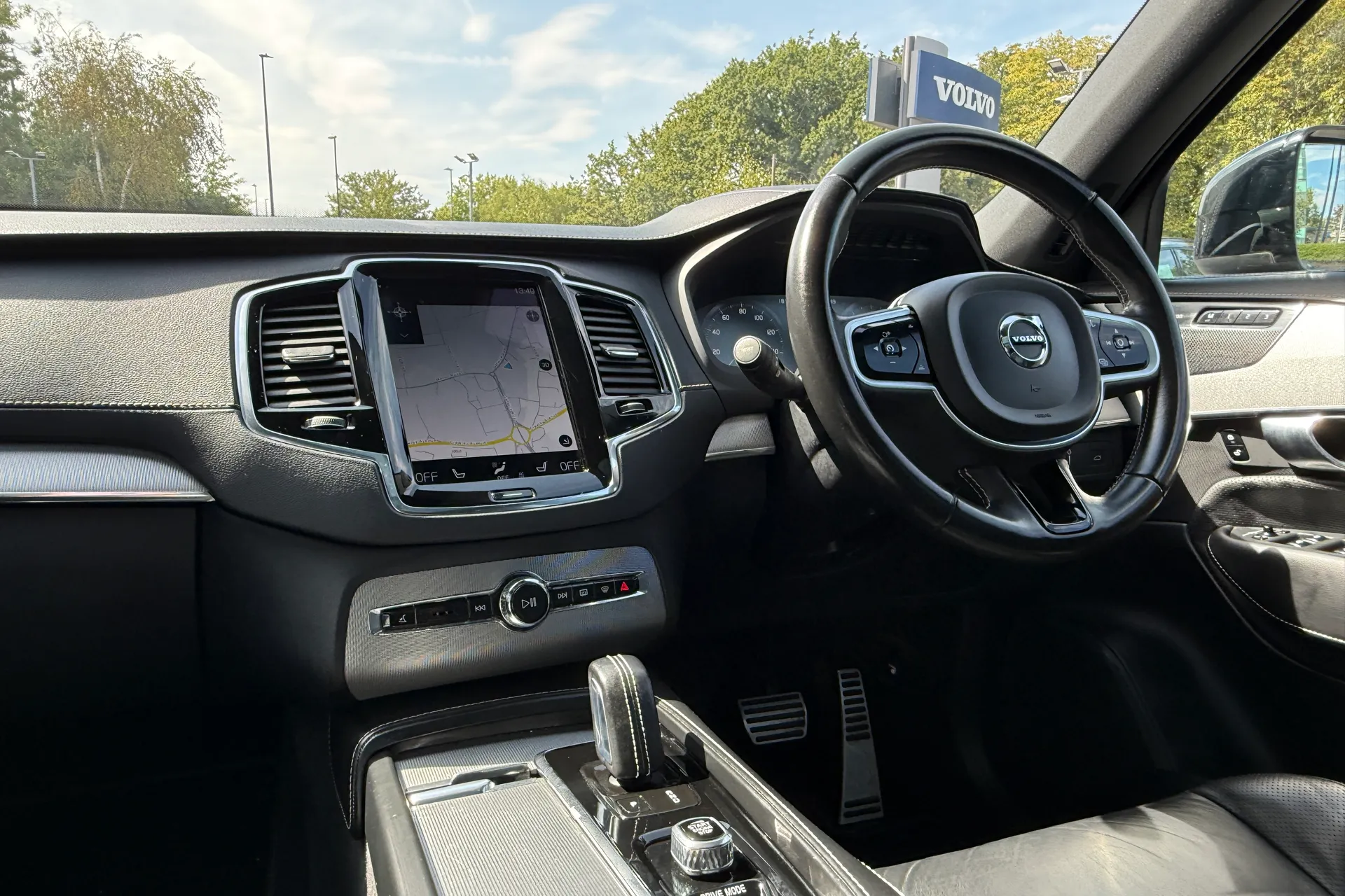 Volvo XC90 thumbnail image number 39