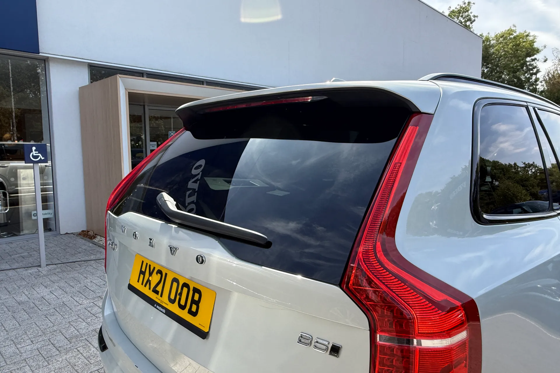 Volvo XC90 thumbnail image number 22
