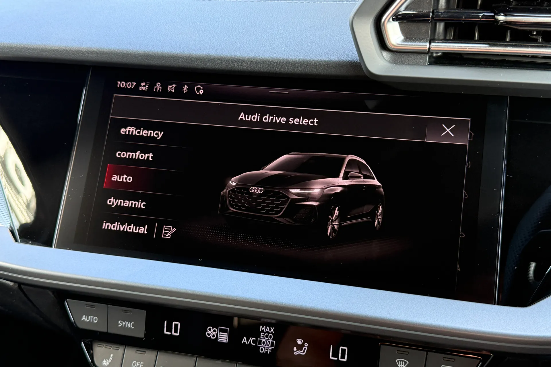 Audi A3 thumbnail image number 24