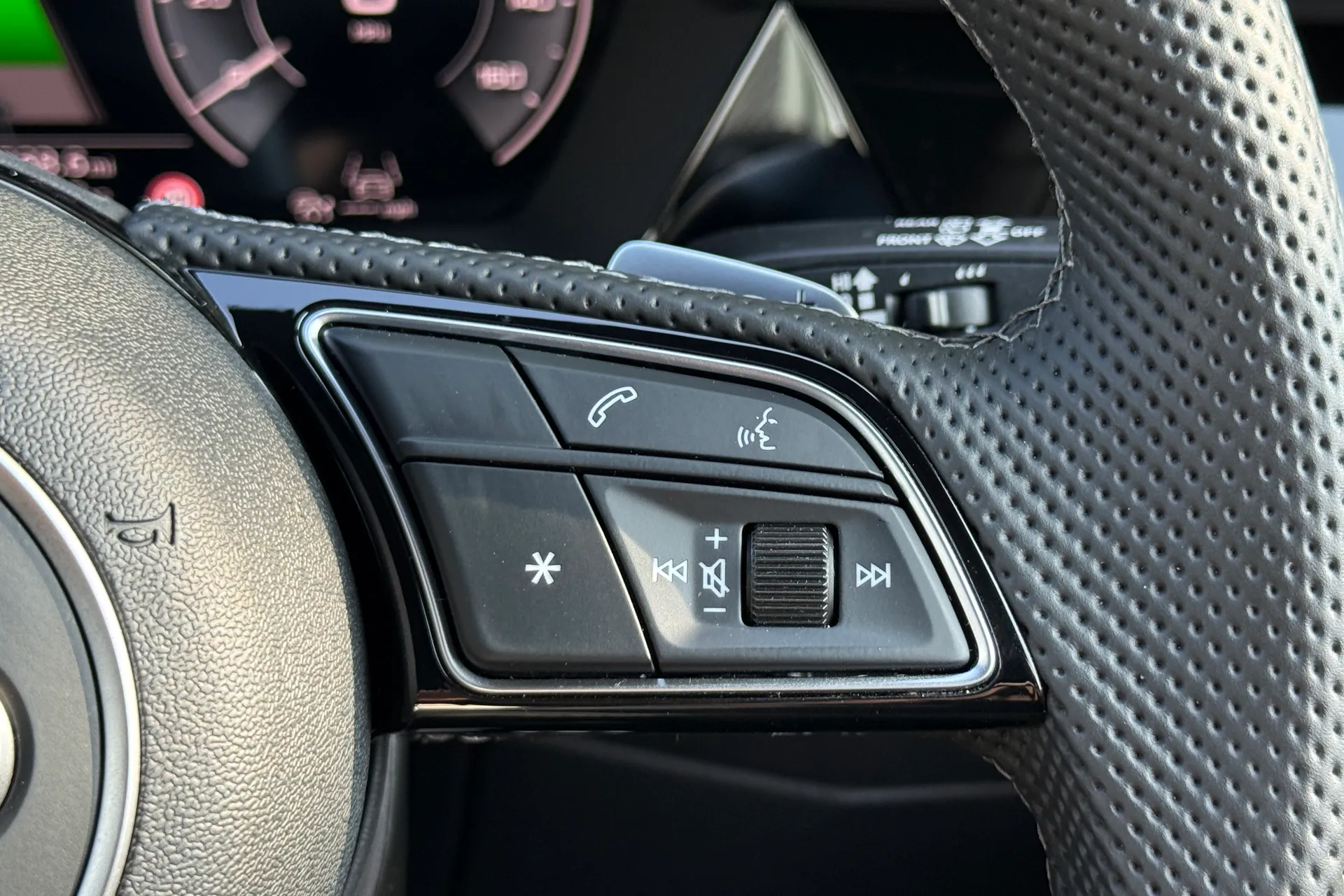 Audi A3 thumbnail image number 51