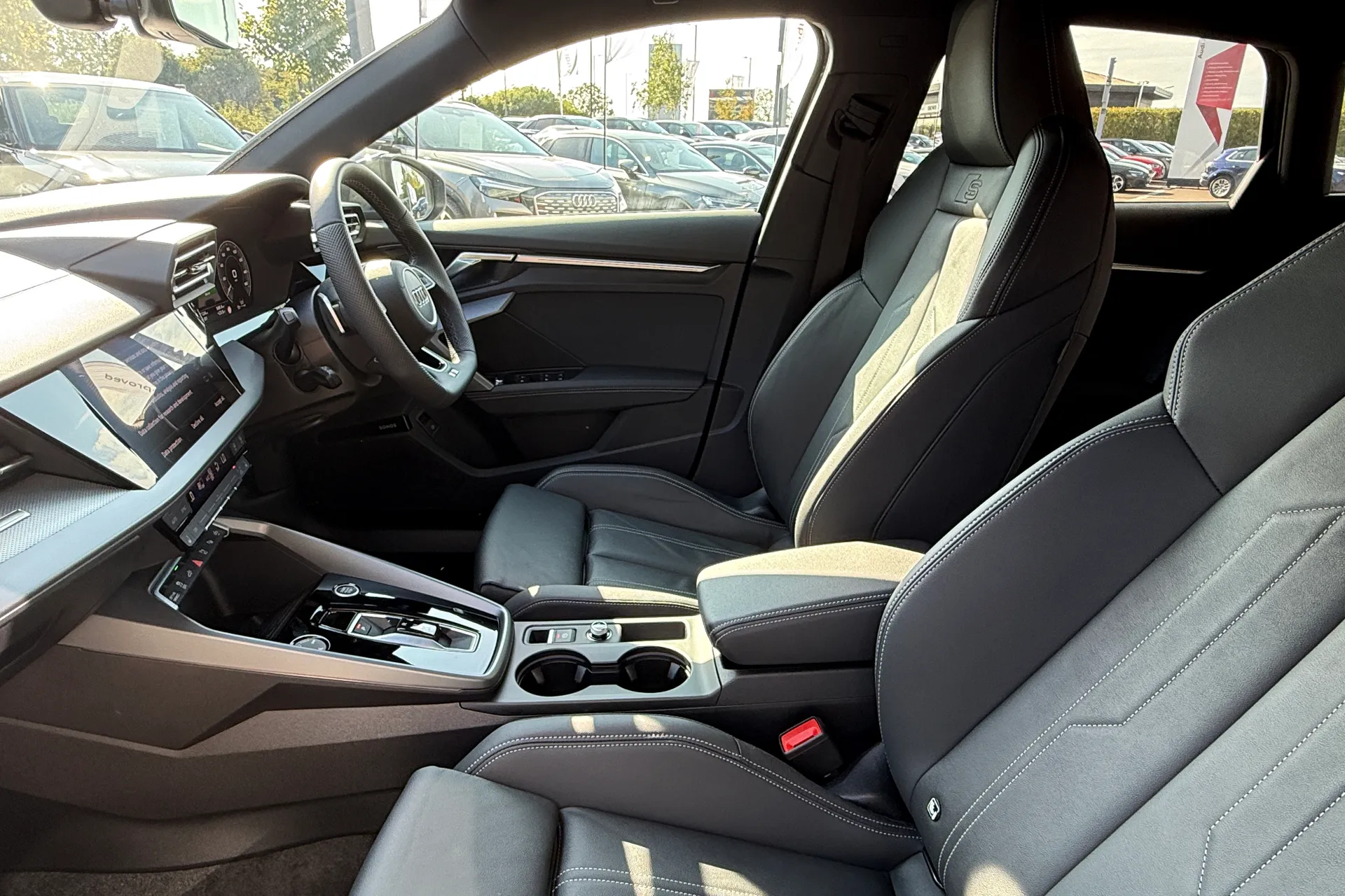 Audi A3 thumbnail image number 31