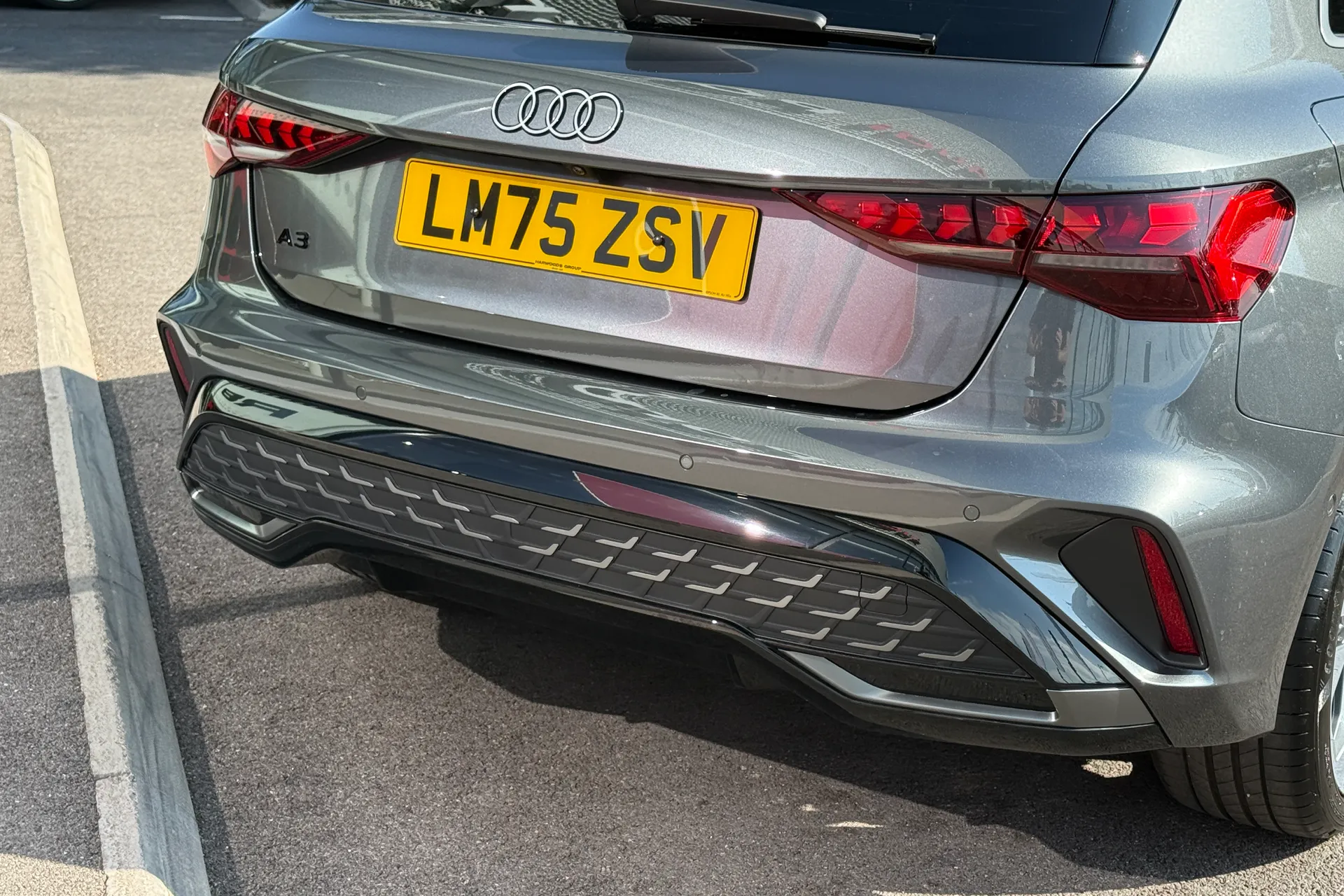 Audi A3 thumbnail image number 17