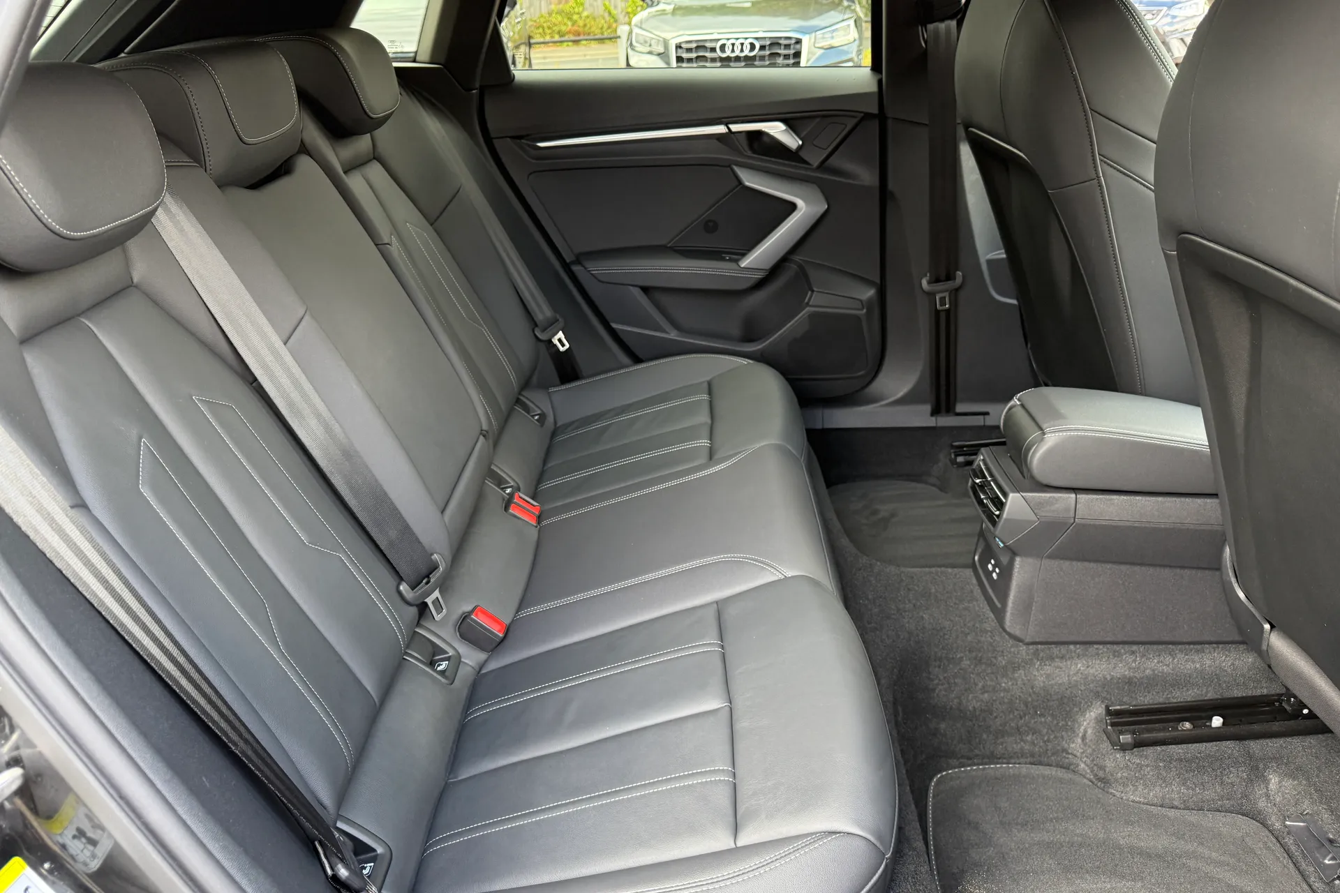 Audi A3 thumbnail image number 48