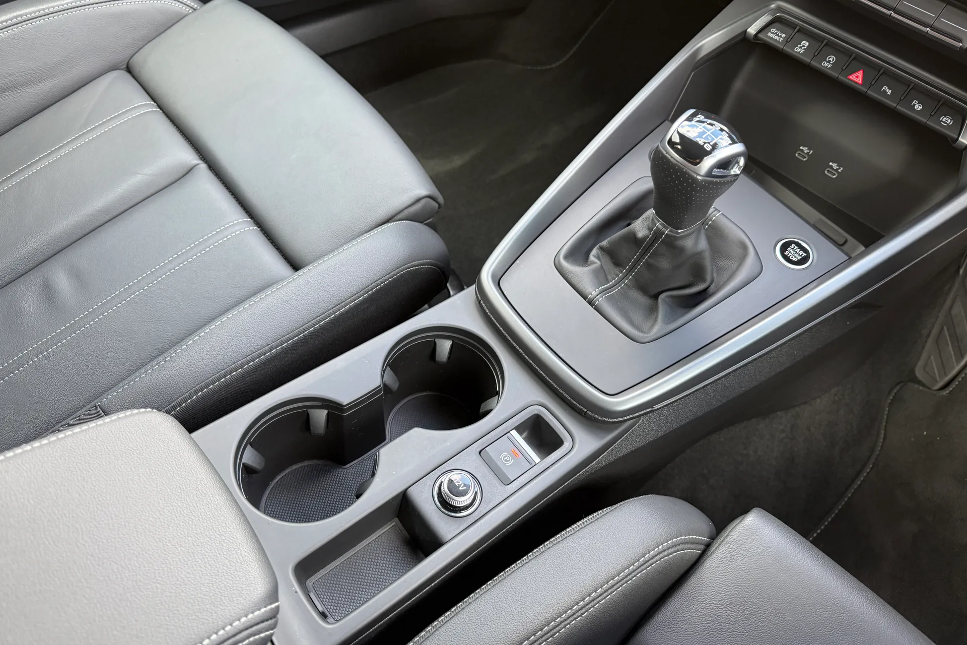 Audi A3 thumbnail image number 43