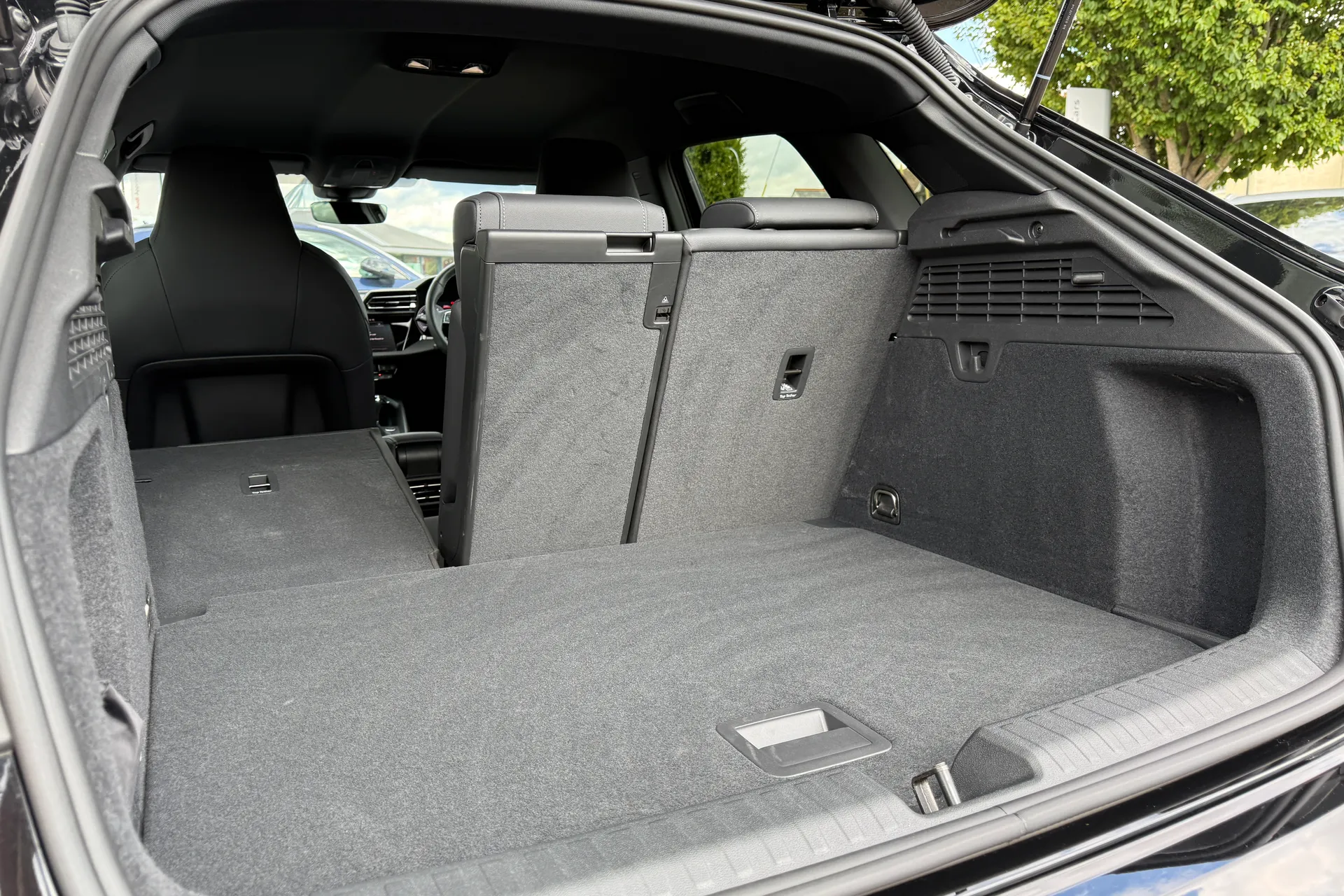 Audi A3 thumbnail image number 39