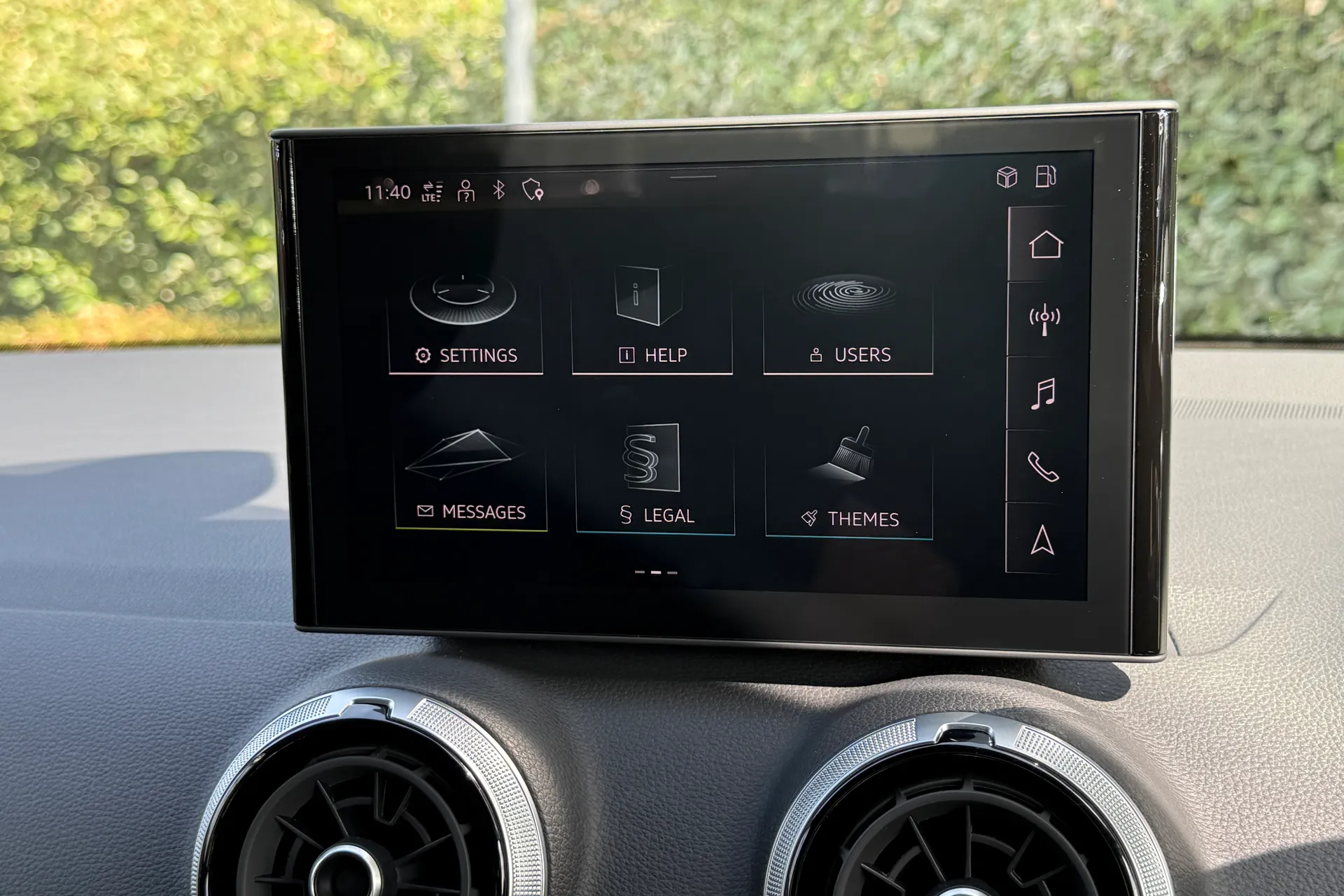 Audi Q2 thumbnail image number 44