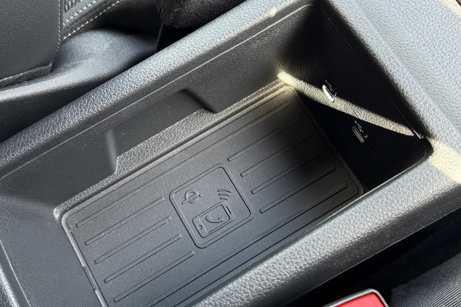 Audi Q2 thumbnail image number 18