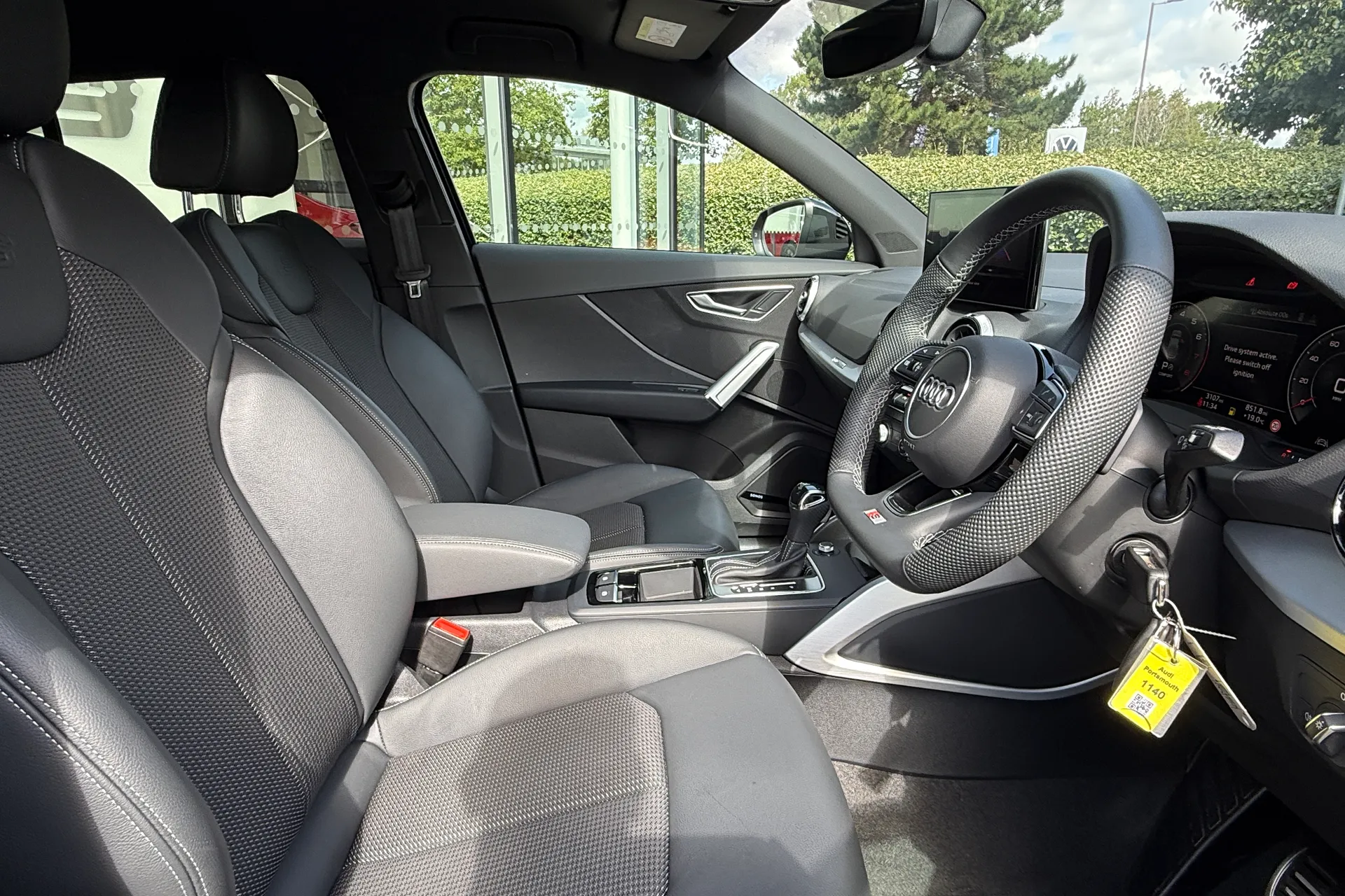 Audi Q2 thumbnail image number 20