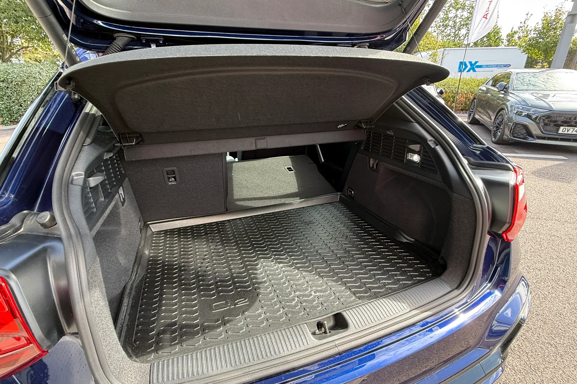 Audi Q2 thumbnail image number 31