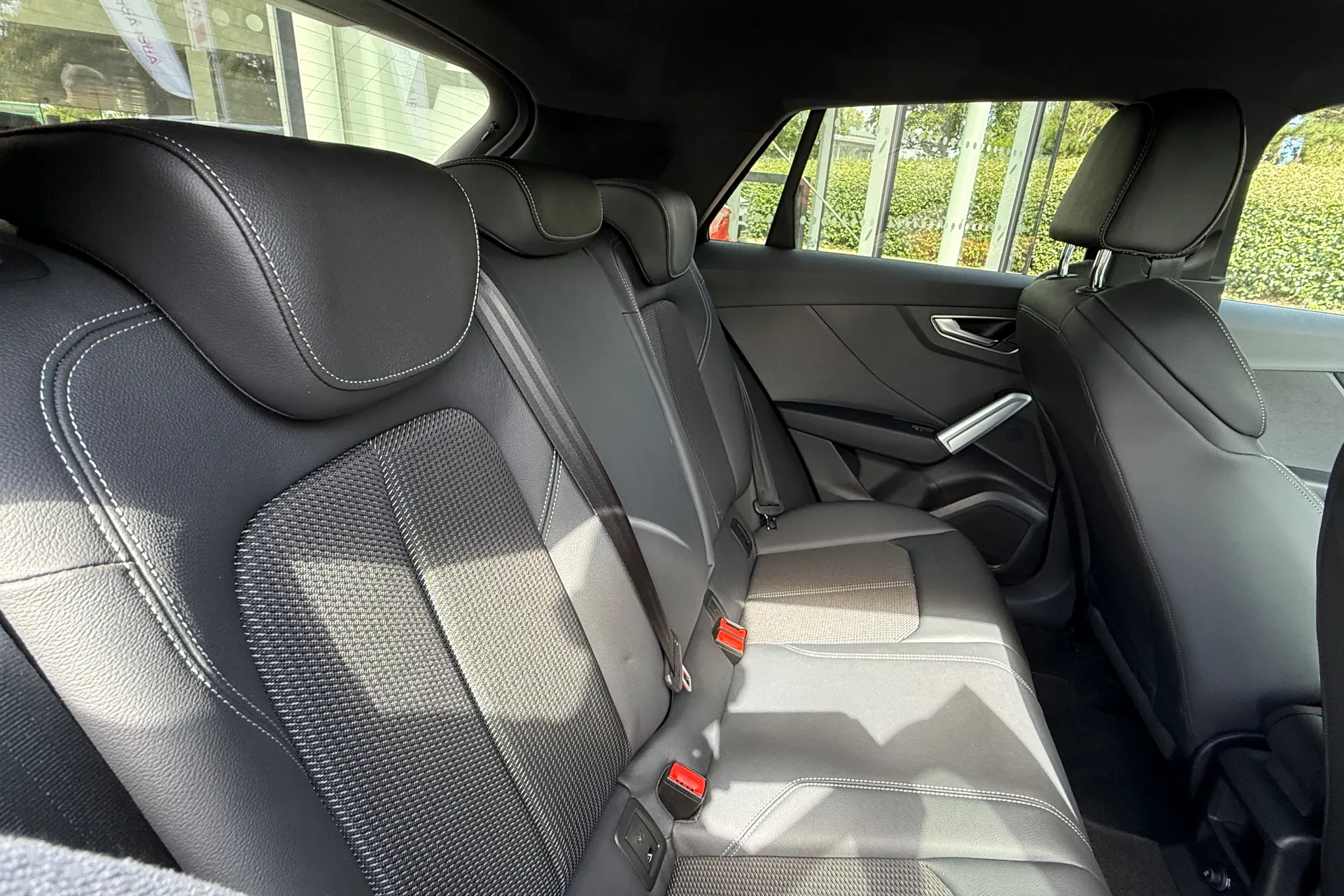 Audi Q2 thumbnail image number 28