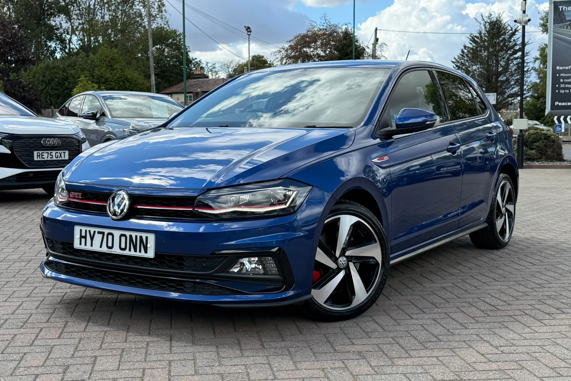 VOLKSWAGEN POLO thumbnail image number 22