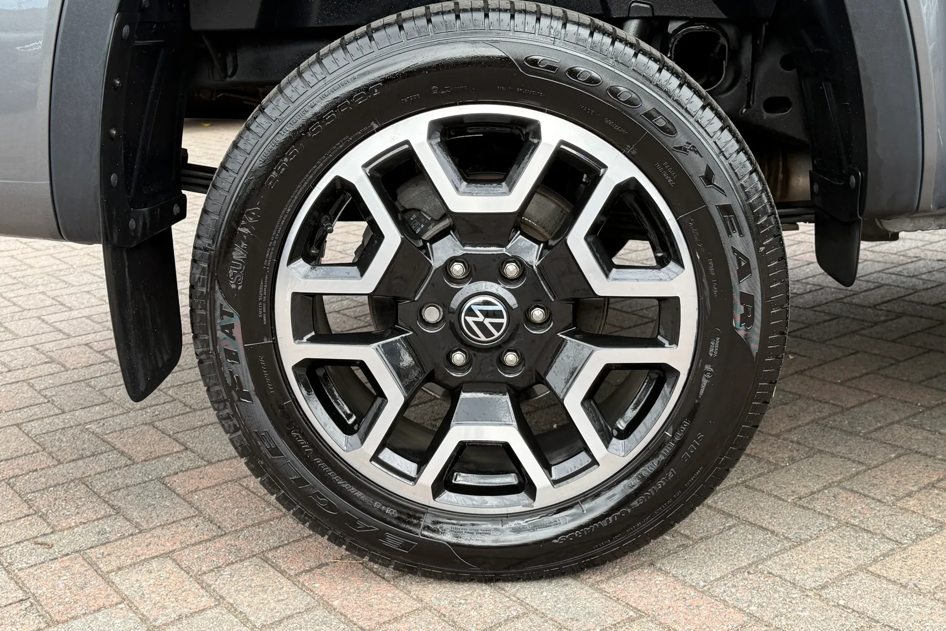 VOLKSWAGEN AMAROK thumbnail image number 52