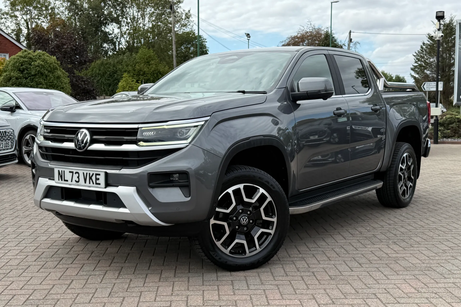 VOLKSWAGEN AMAROK thumbnail image number 29