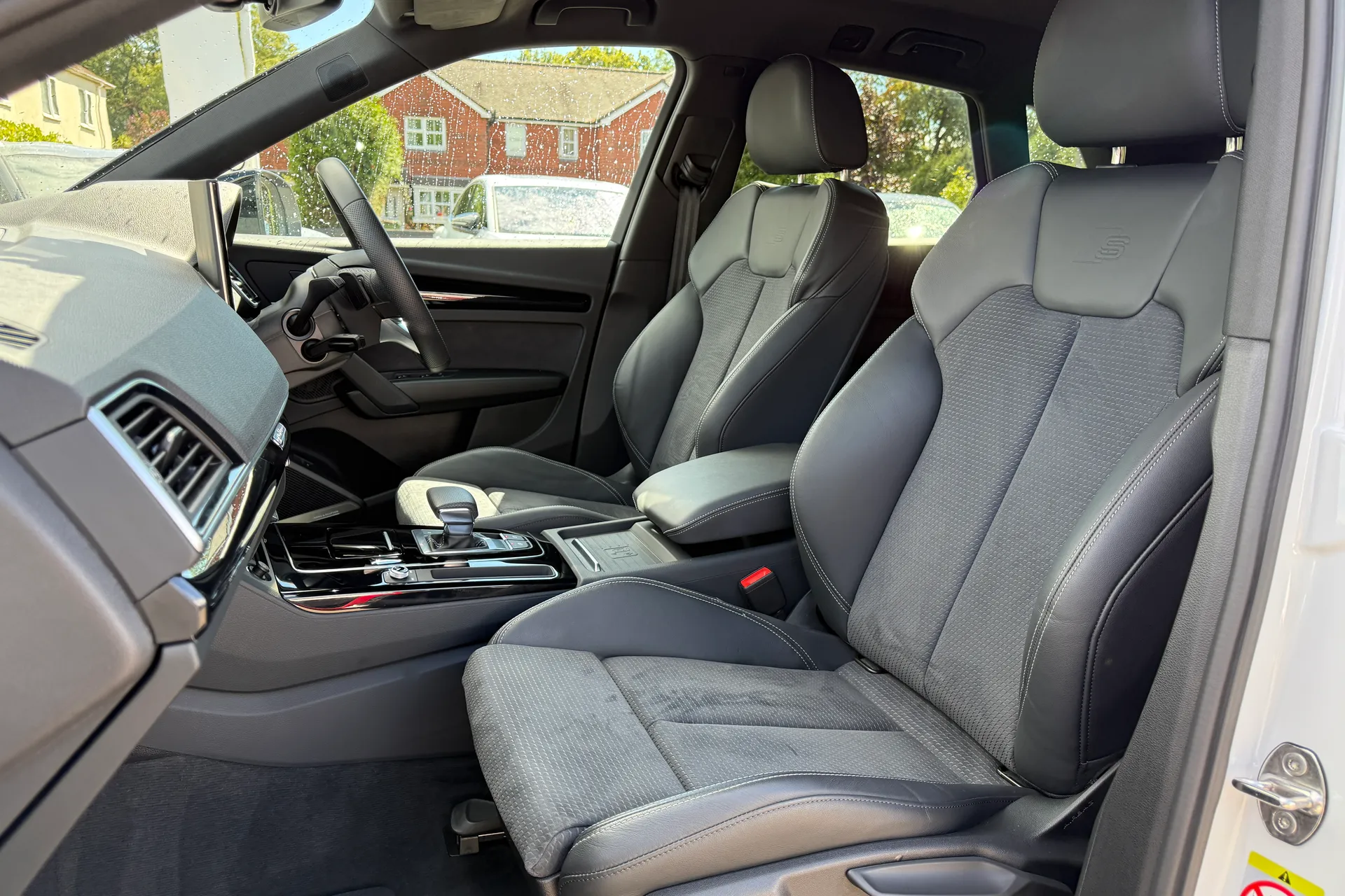 Audi Q5 thumbnail image number 33