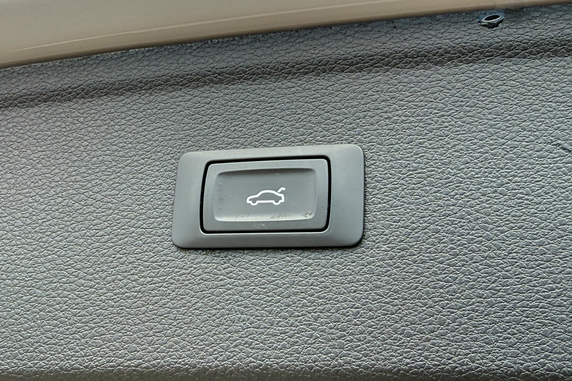 Audi Q5 thumbnail image number 40