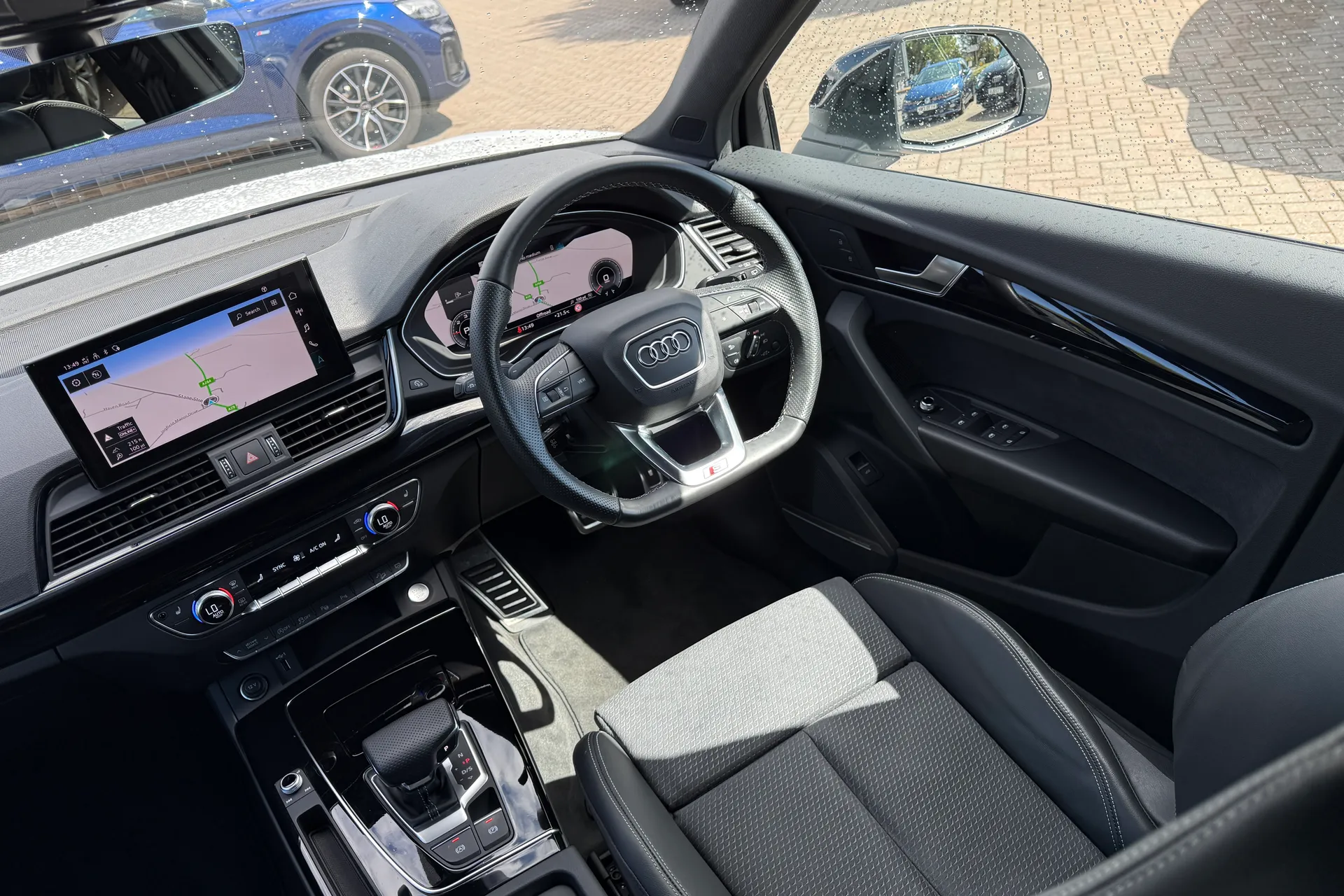 Audi Q5 thumbnail image number 45