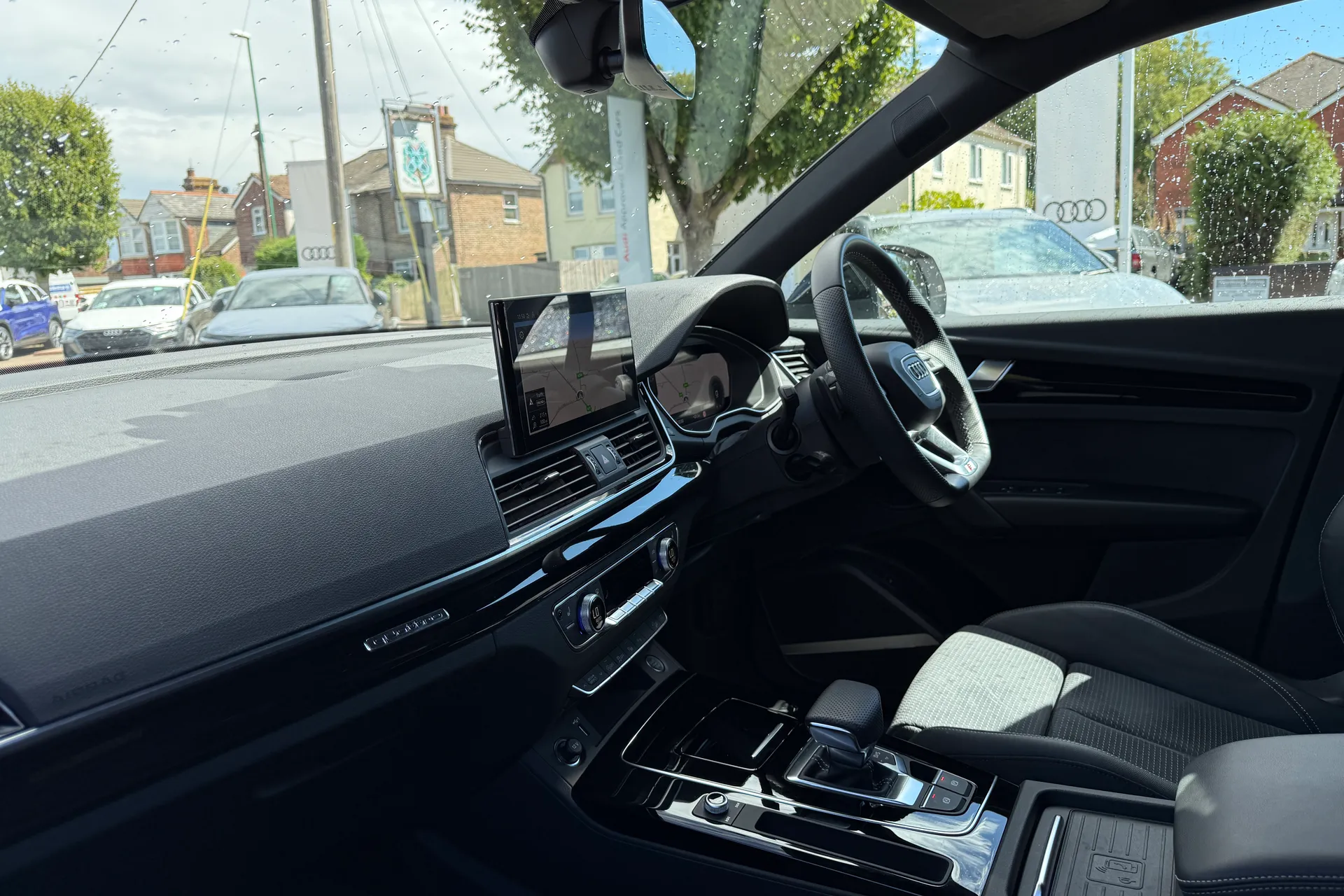 Audi Q5 thumbnail image number 32