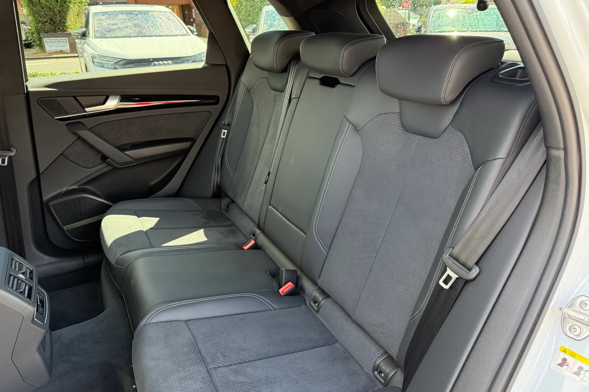 Audi Q5 thumbnail image number 46