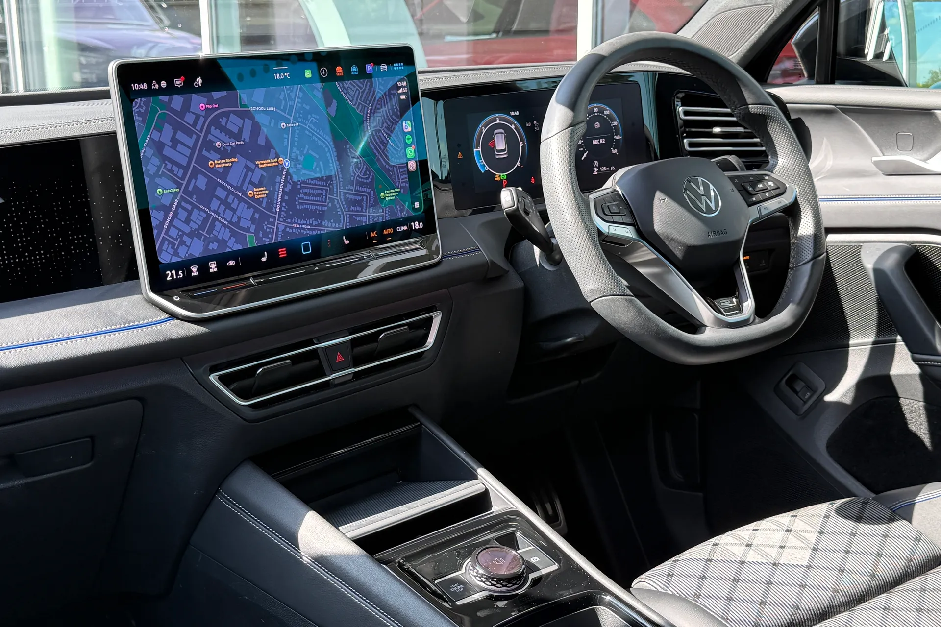 VOLKSWAGEN TIGUAN thumbnail image number 48