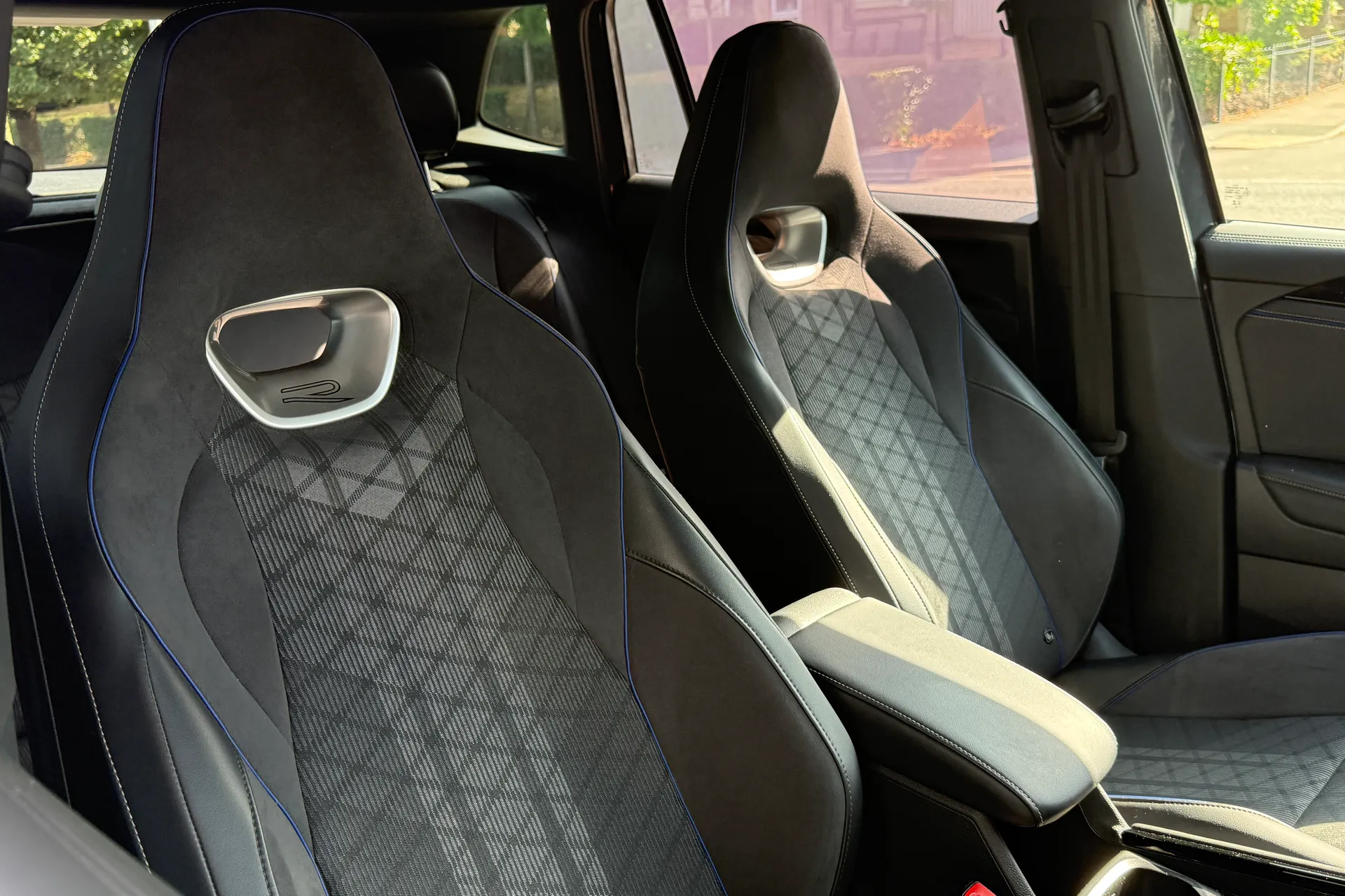 VOLKSWAGEN TIGUAN thumbnail image number 29