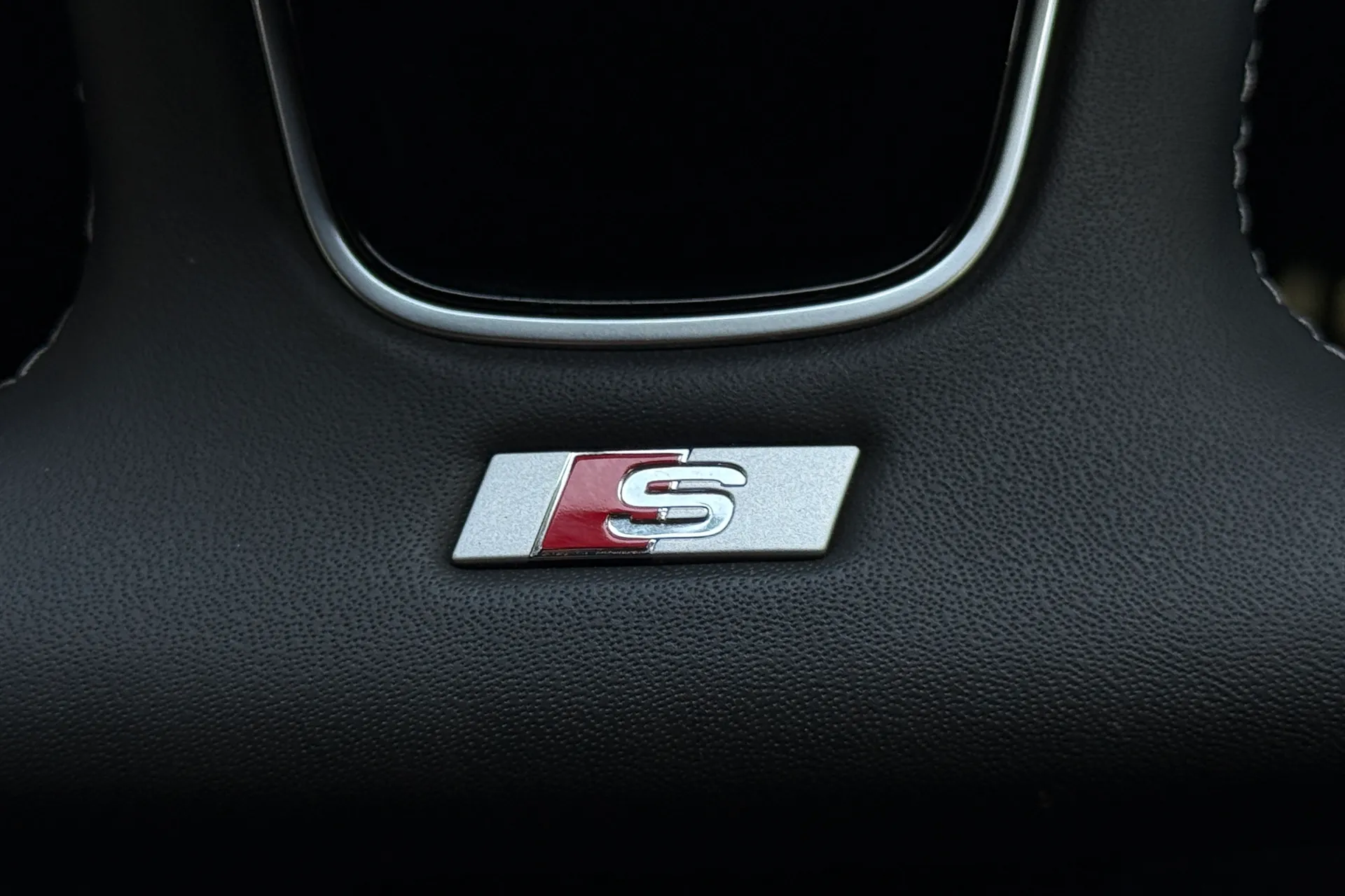 Audi A3 thumbnail image number 17