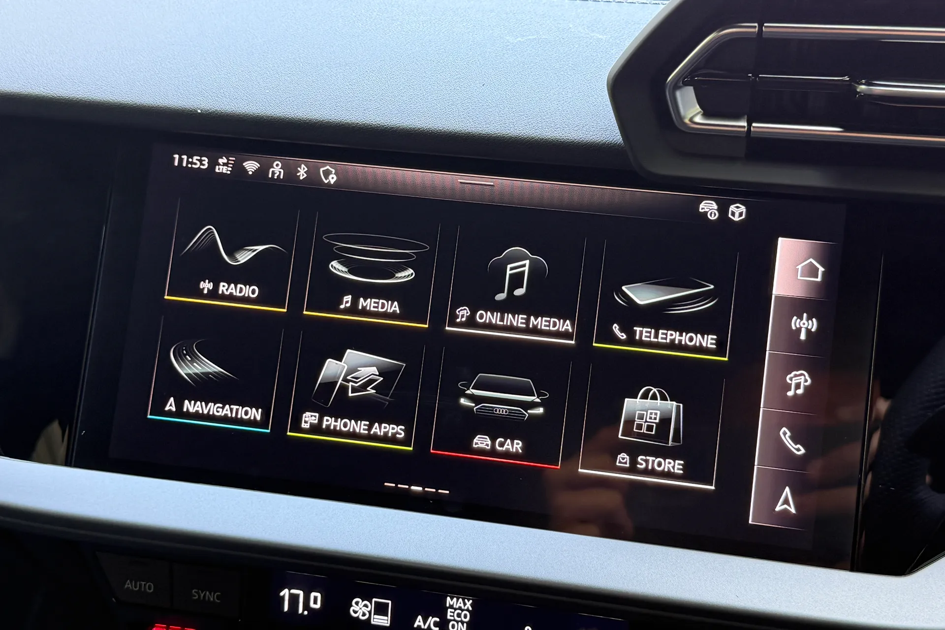 Audi A3 thumbnail image number 23