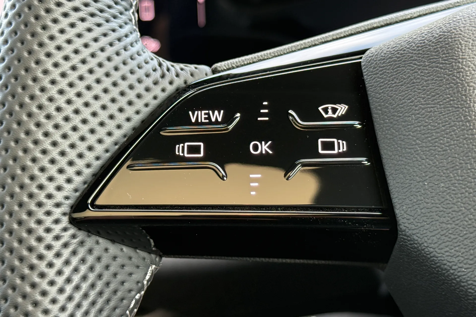 Audi A5 thumbnail image number 31