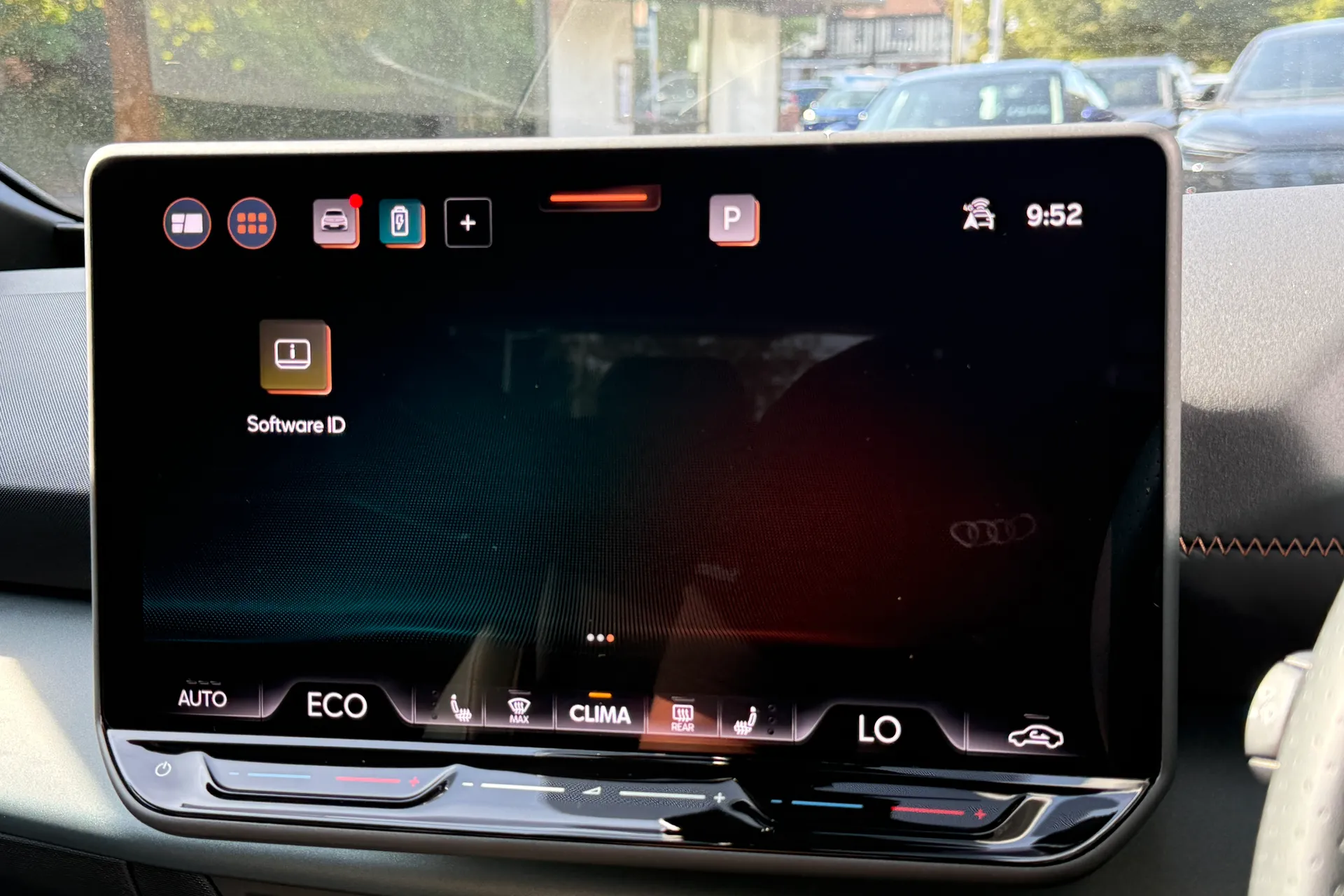 CUPRA BORN thumbnail image number 17