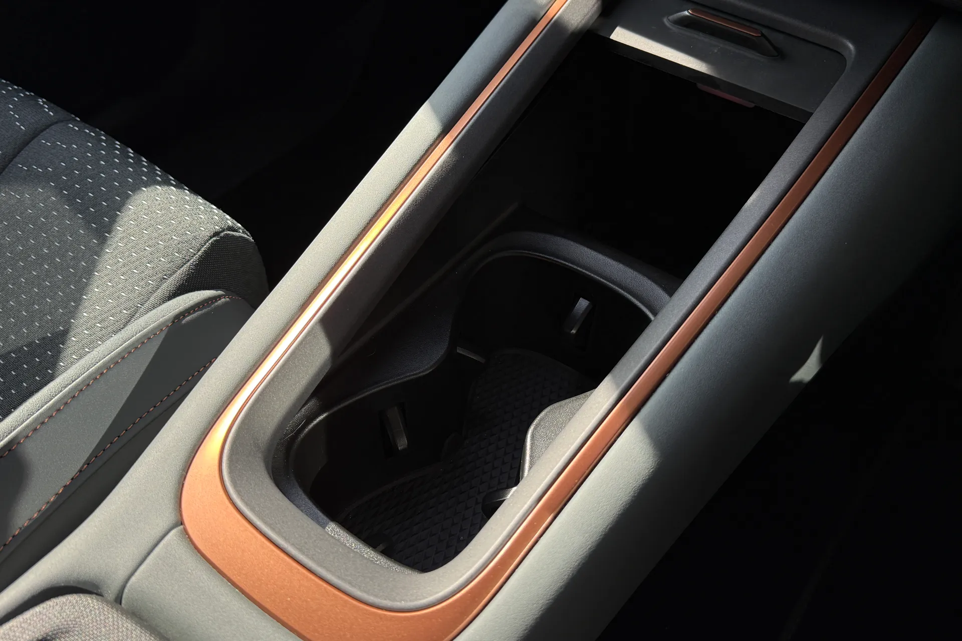 CUPRA BORN thumbnail image number 21