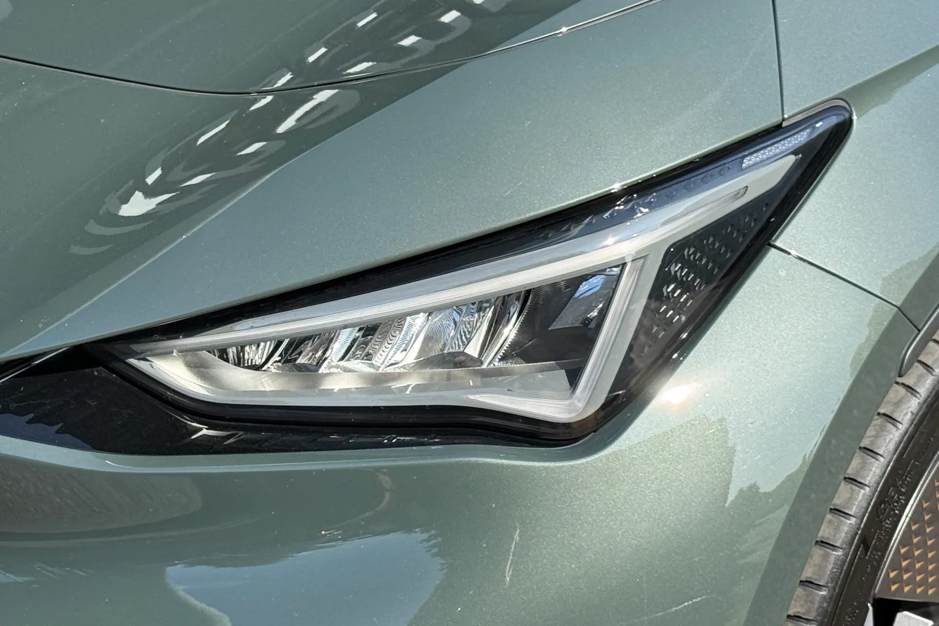 CUPRA BORN thumbnail image number 50