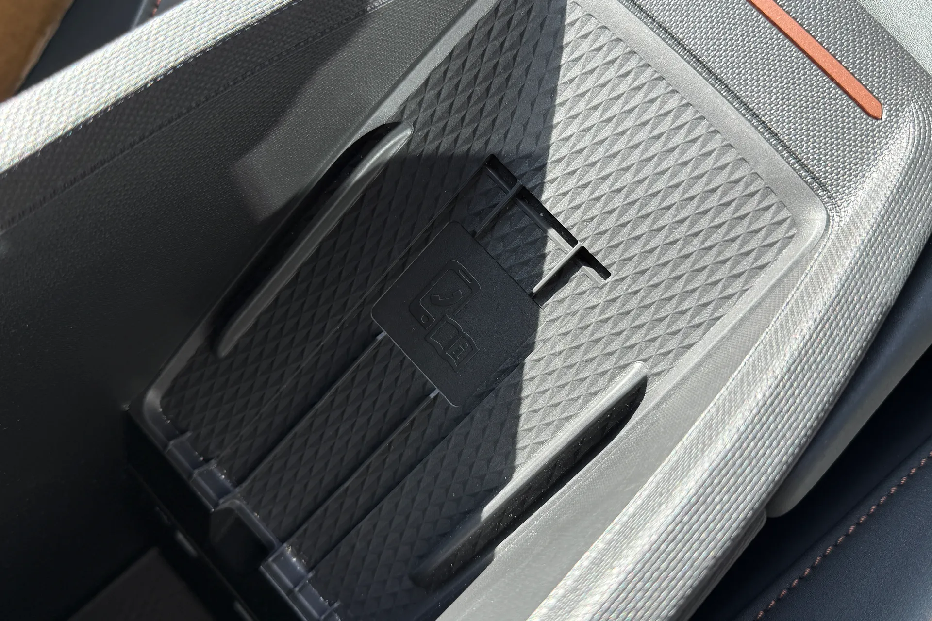 CUPRA BORN thumbnail image number 22