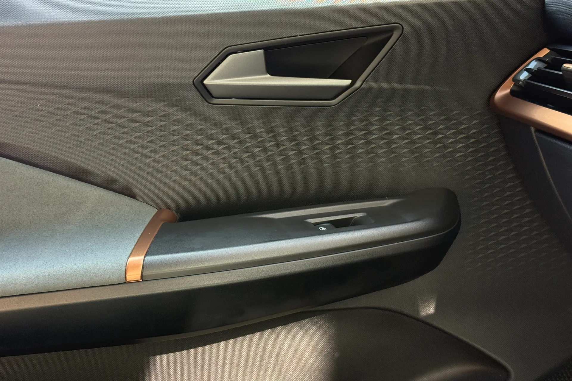 CUPRA BORN thumbnail image number 20