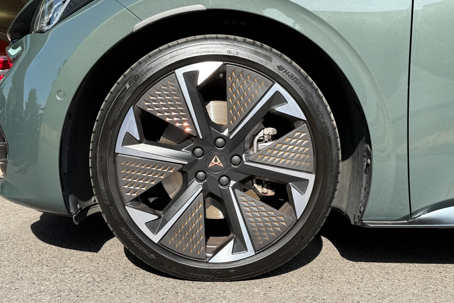 CUPRA BORN thumbnail image number 5