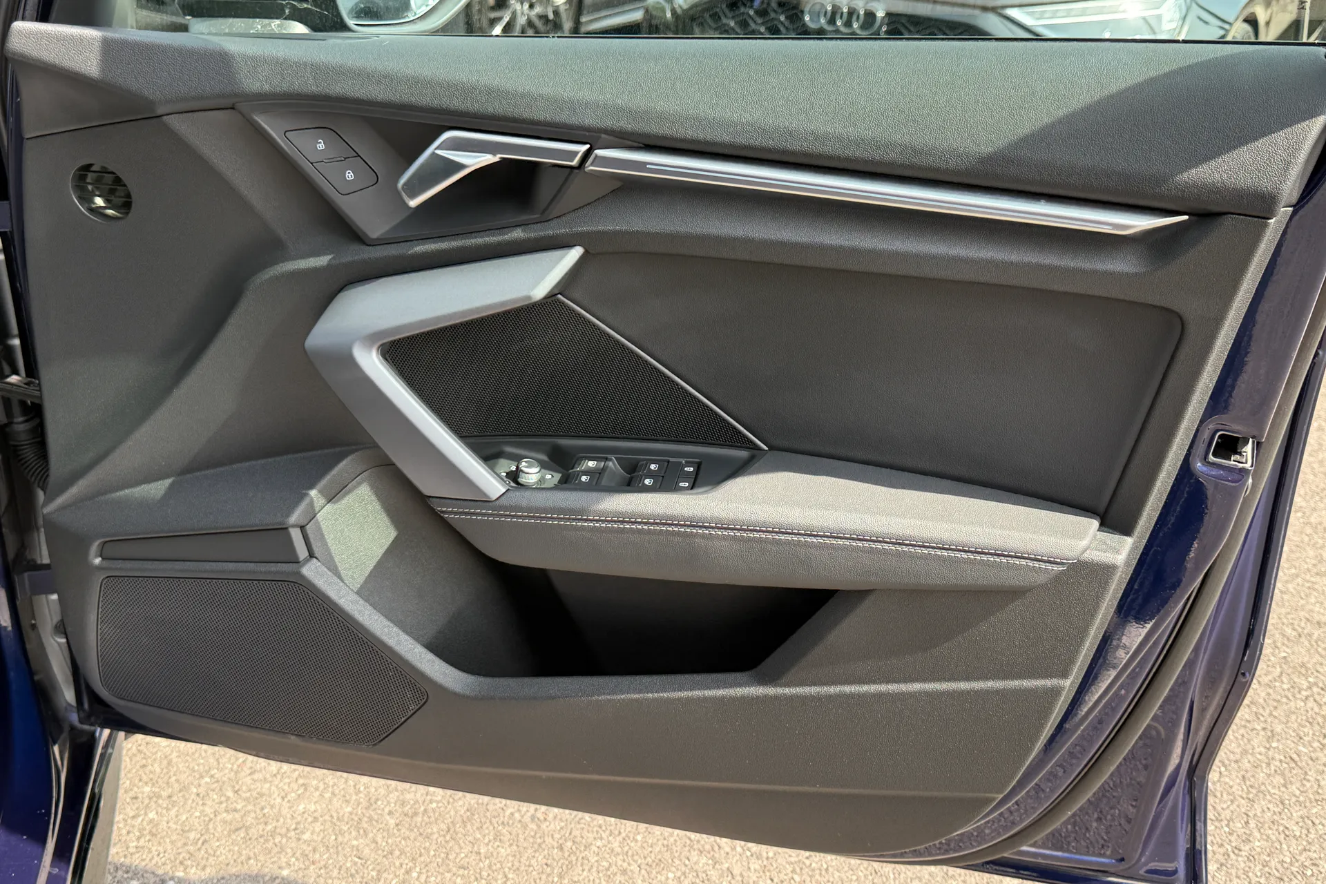 Audi A3 thumbnail image number 24